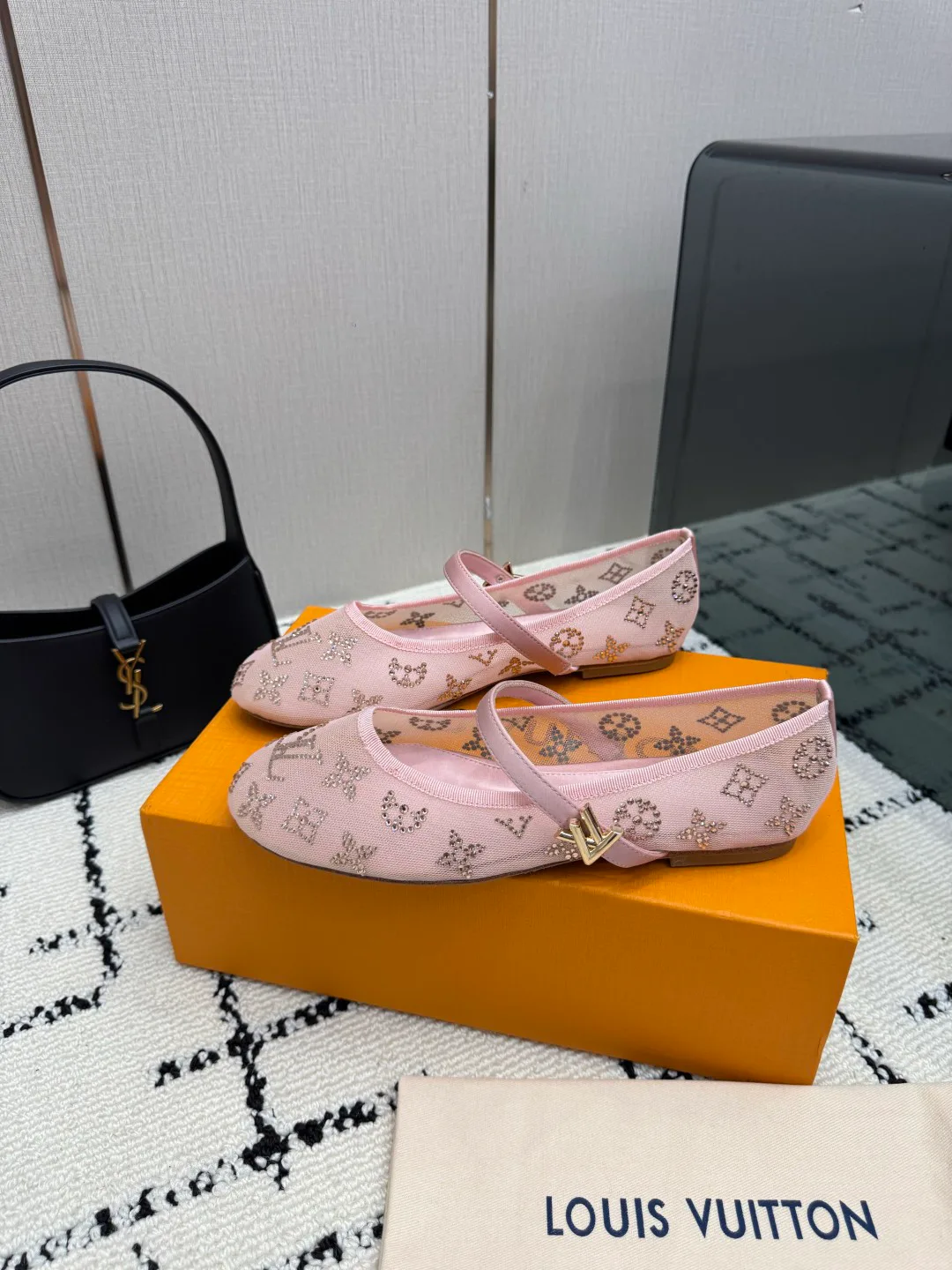 Балетки Женские Louis Vuitton 17947016