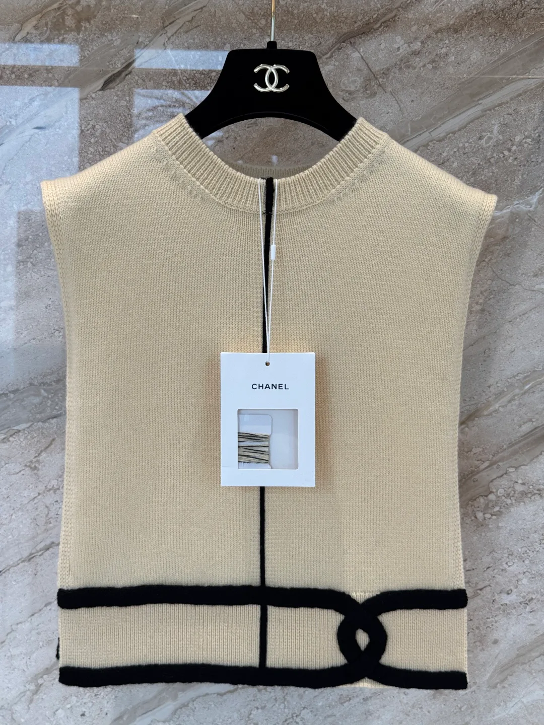 Жилеты Женские Chanel 12813568