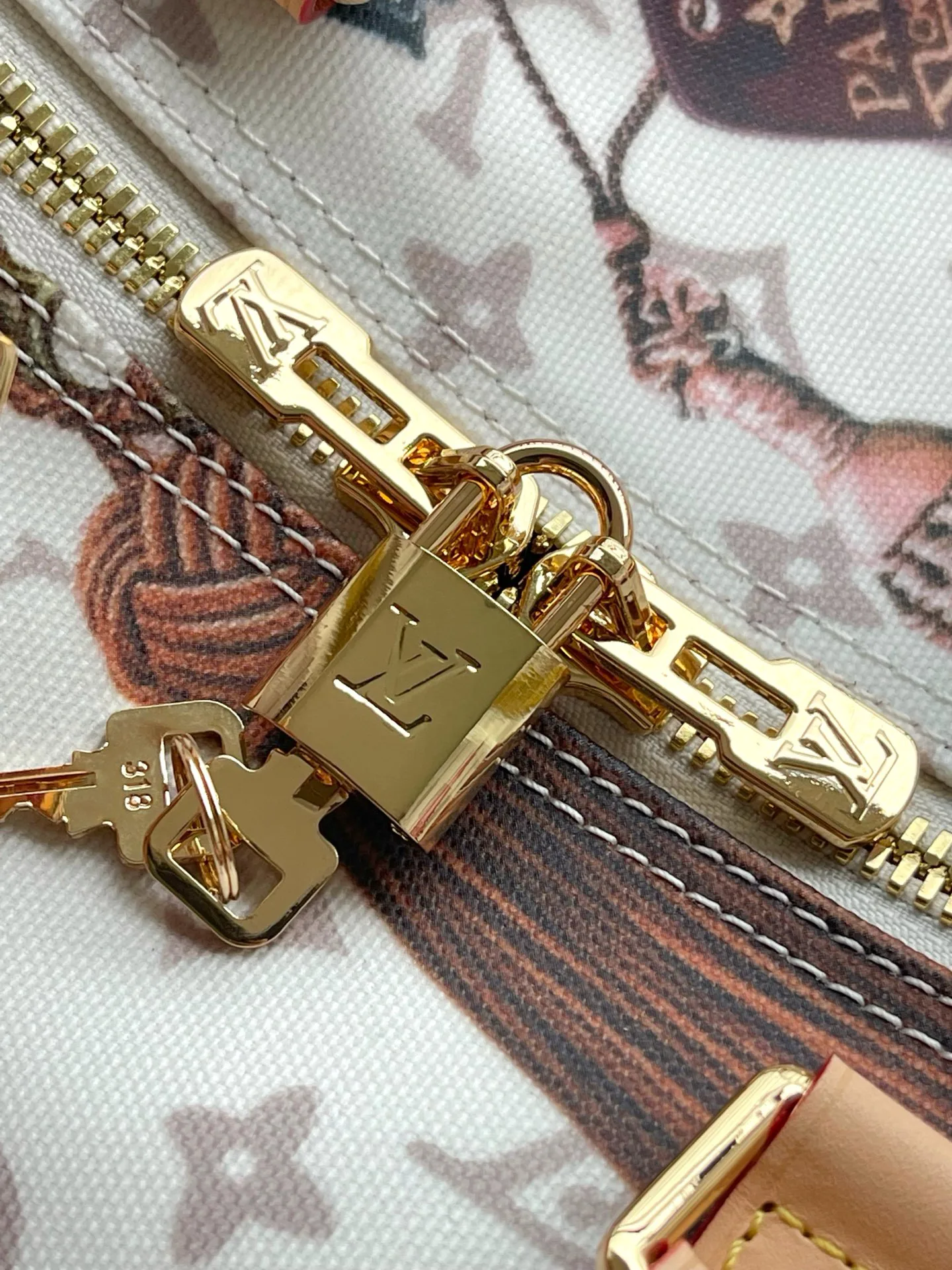 Дорожные Сумки Женские Louis Vuitton 14900587