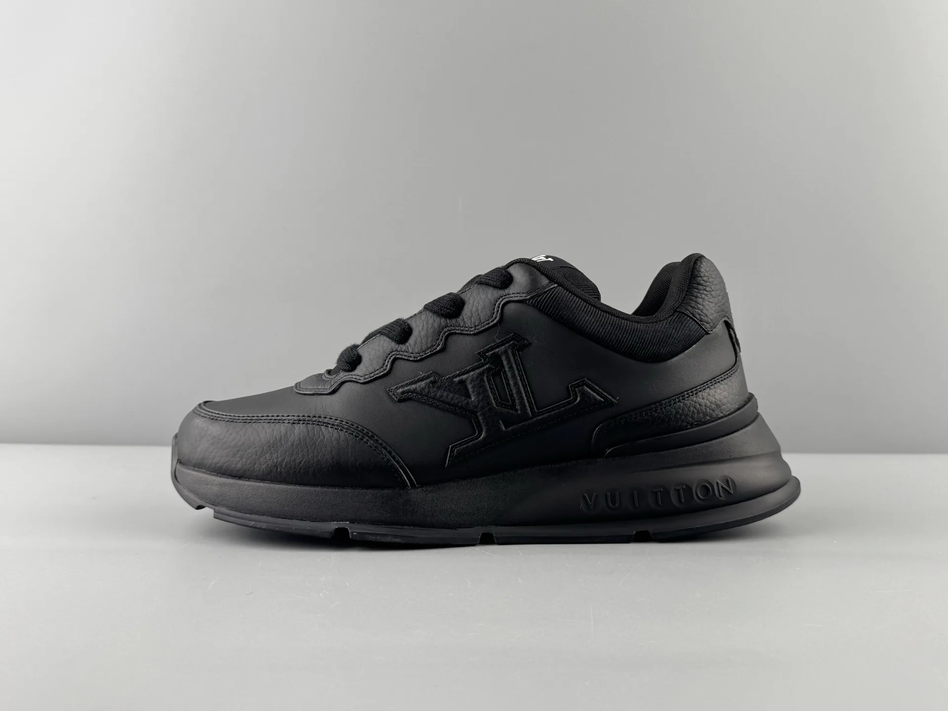 Кроссовки Мужские Louis Vuitton 1851263