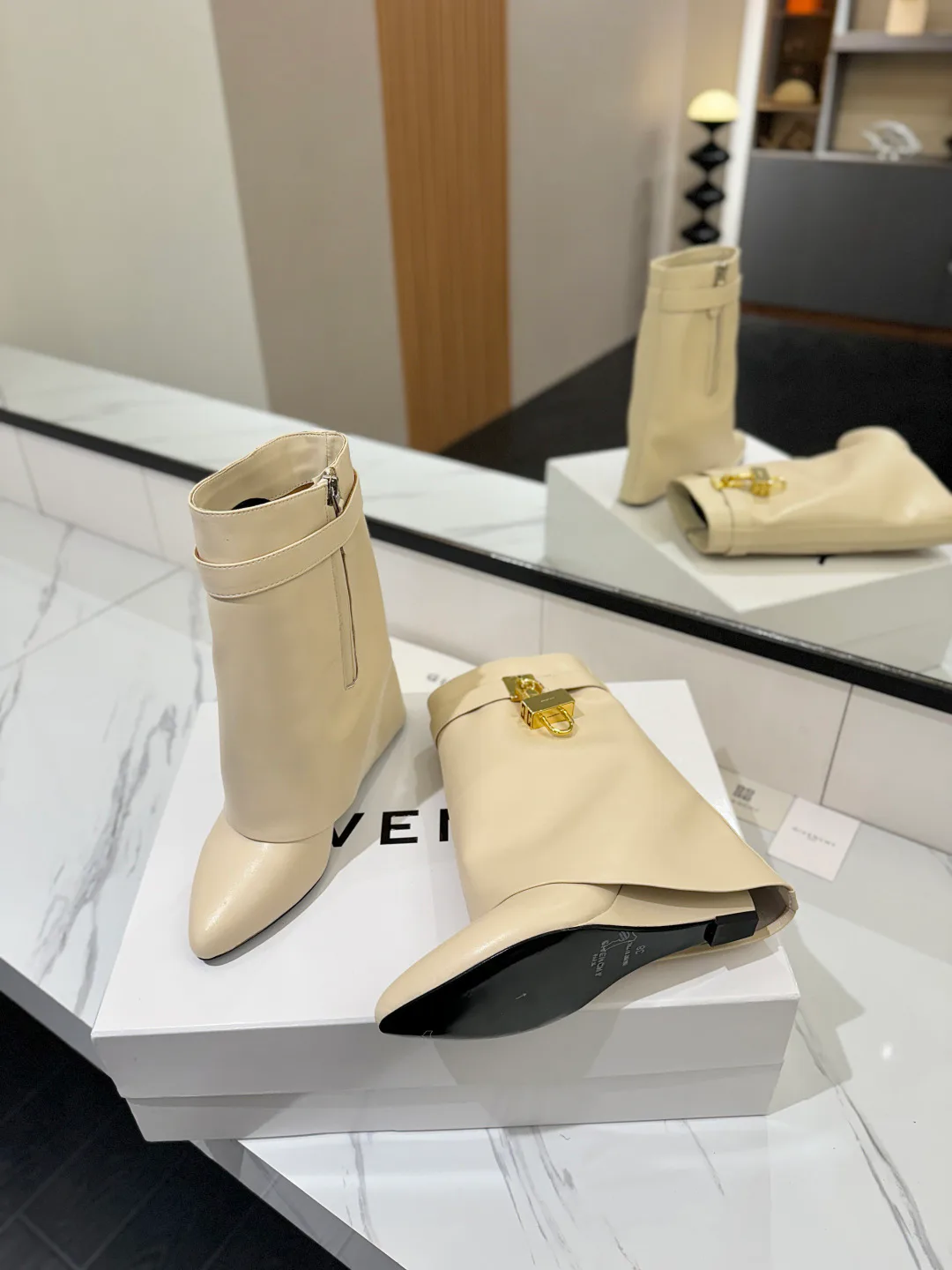 Ботинки Женские Givenchy 1286104