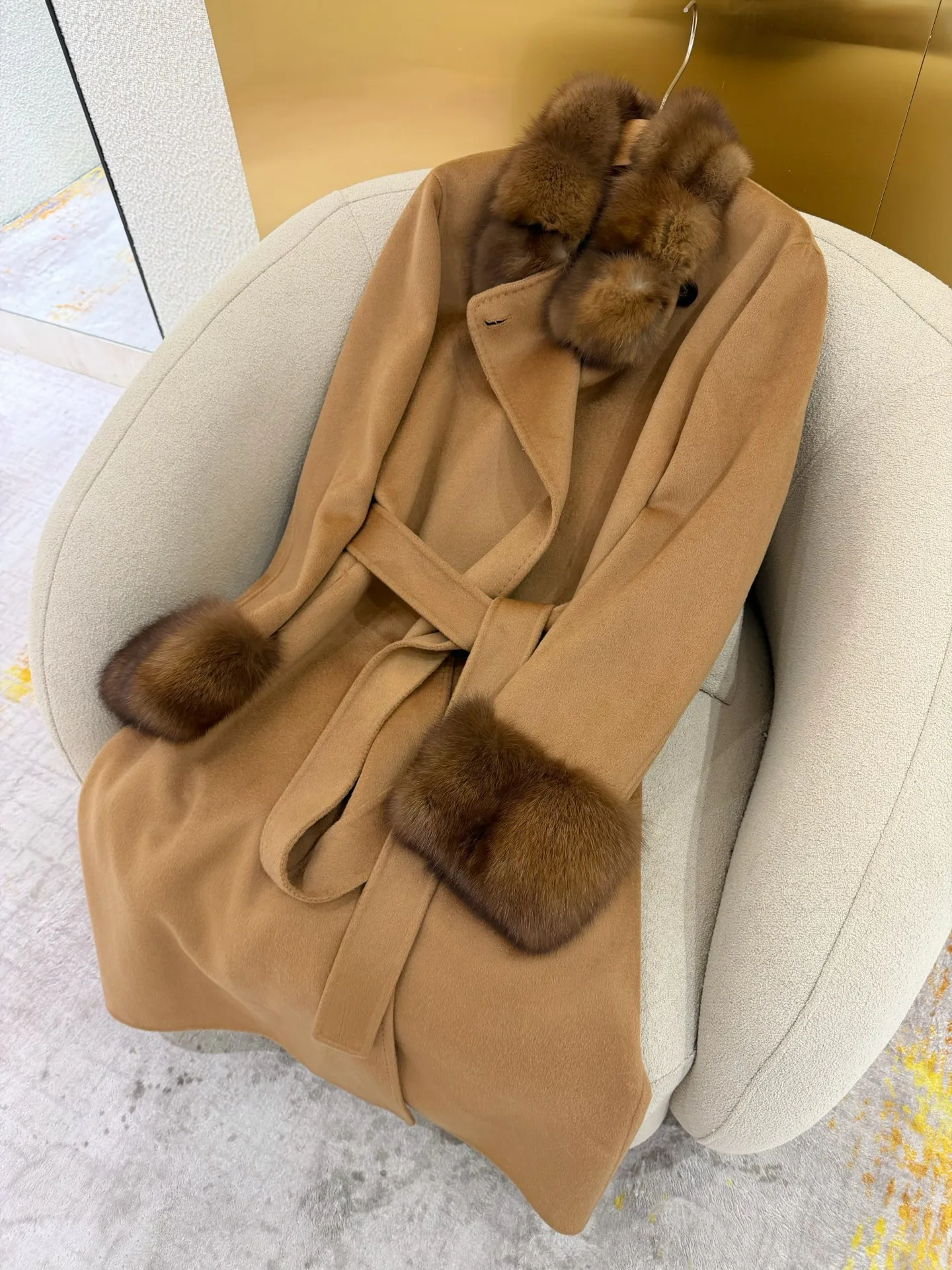 Пальто Женские Loro Piana 18452379