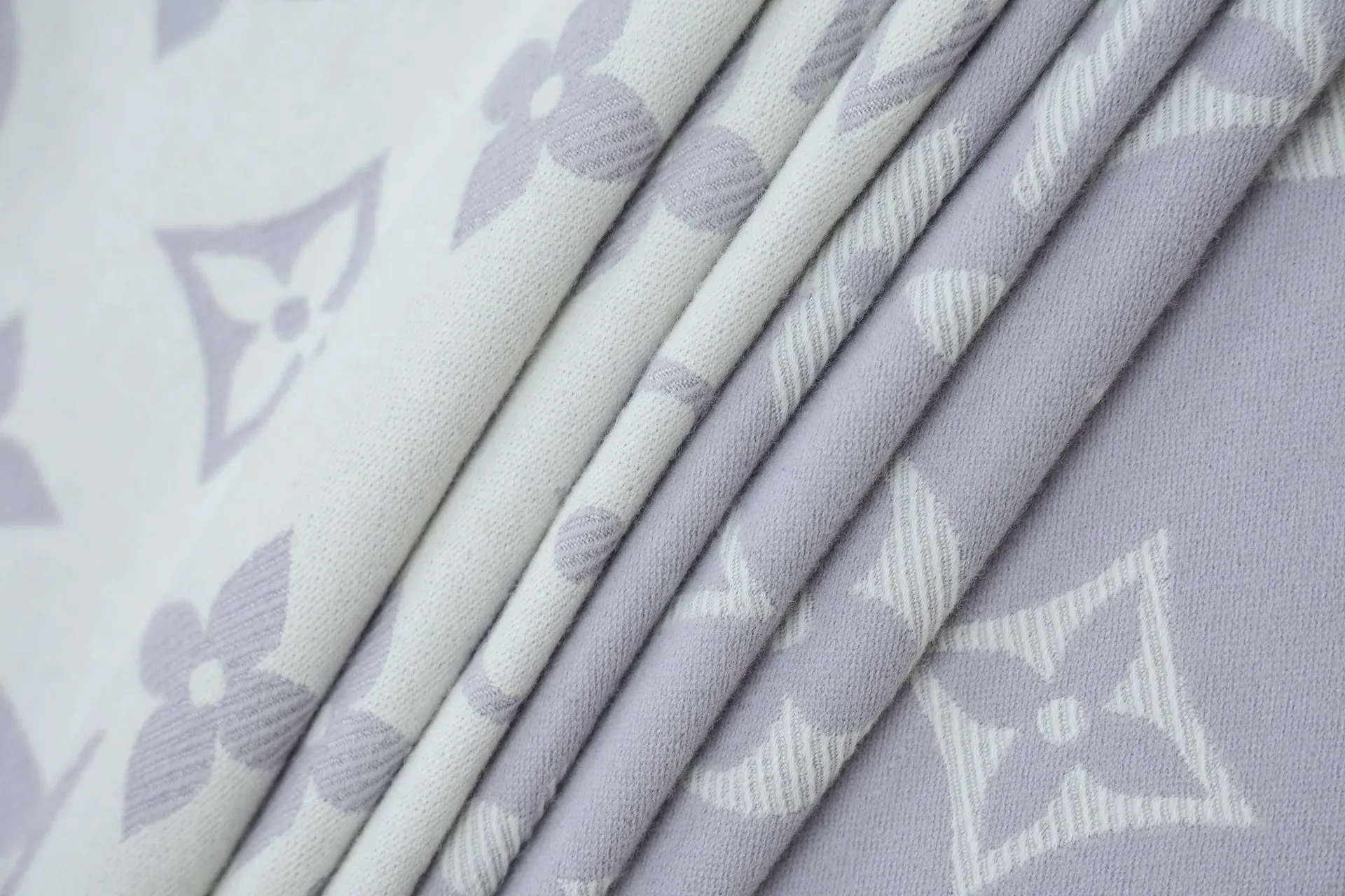 Шарфы Louis Vuitton 94411