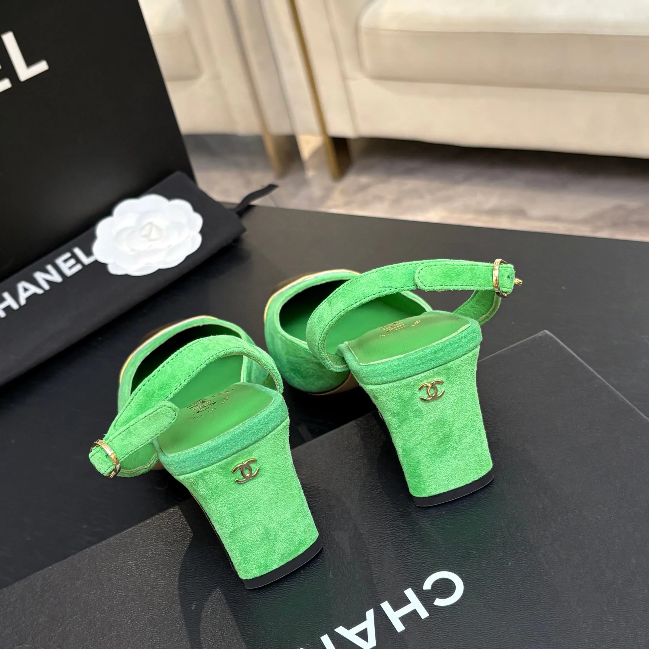 Туфли Женские Chanel 17448370