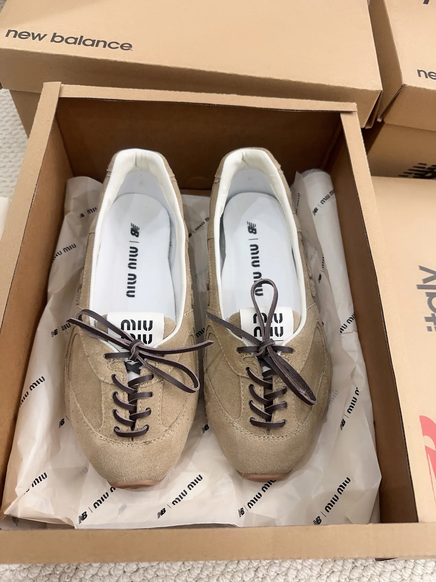 Кроссовки Женские New Balance 18041213