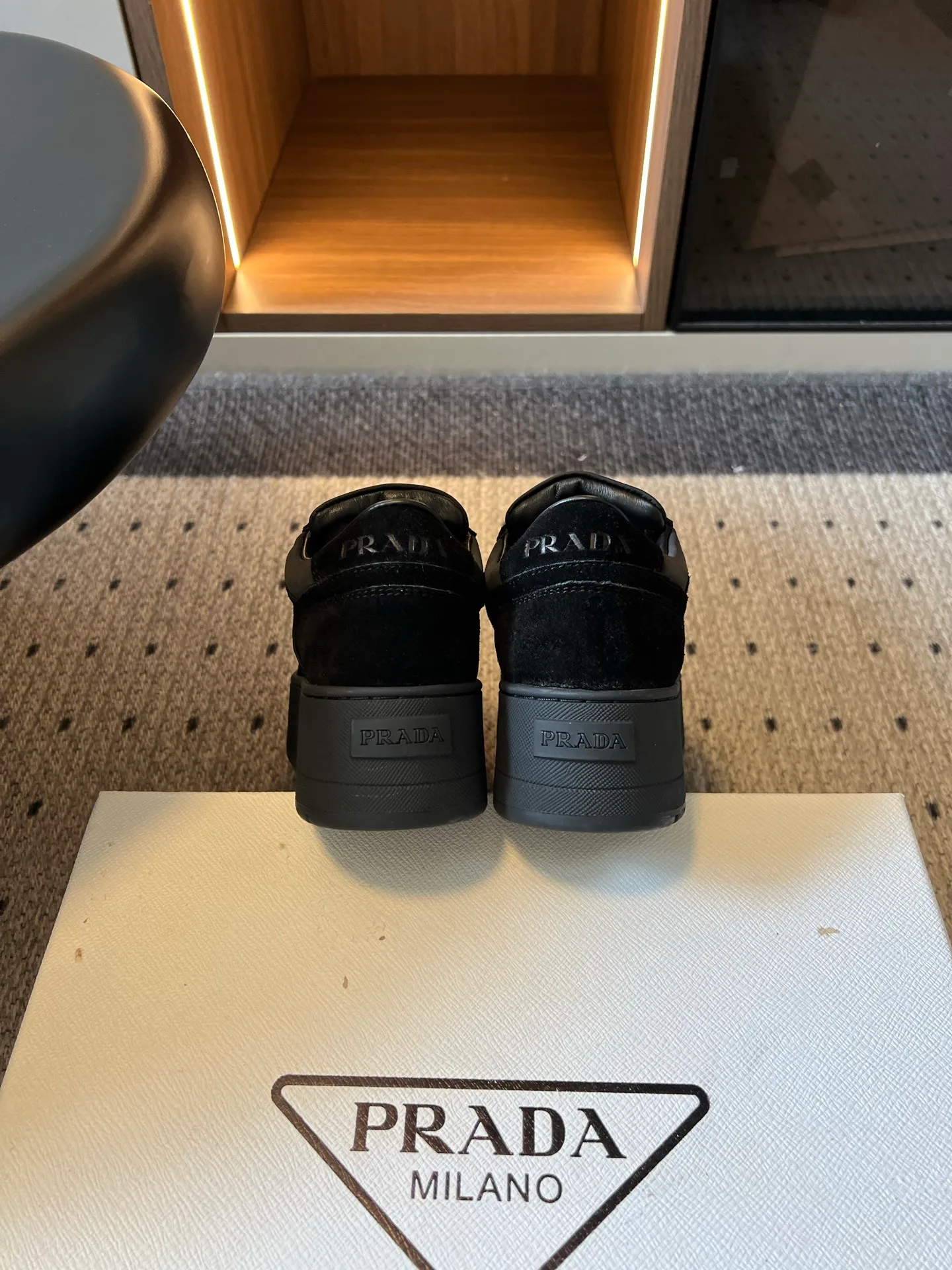 Кроссовки Женские Prada 18509468