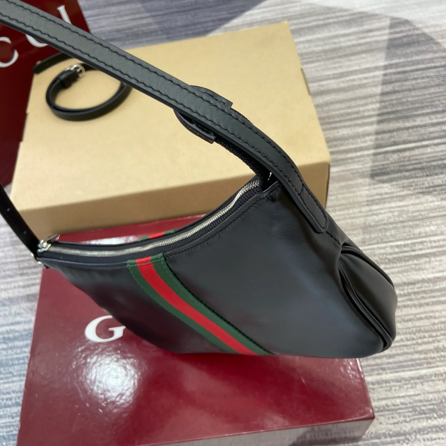 Сумки На Ремне Женские Gucci 691382