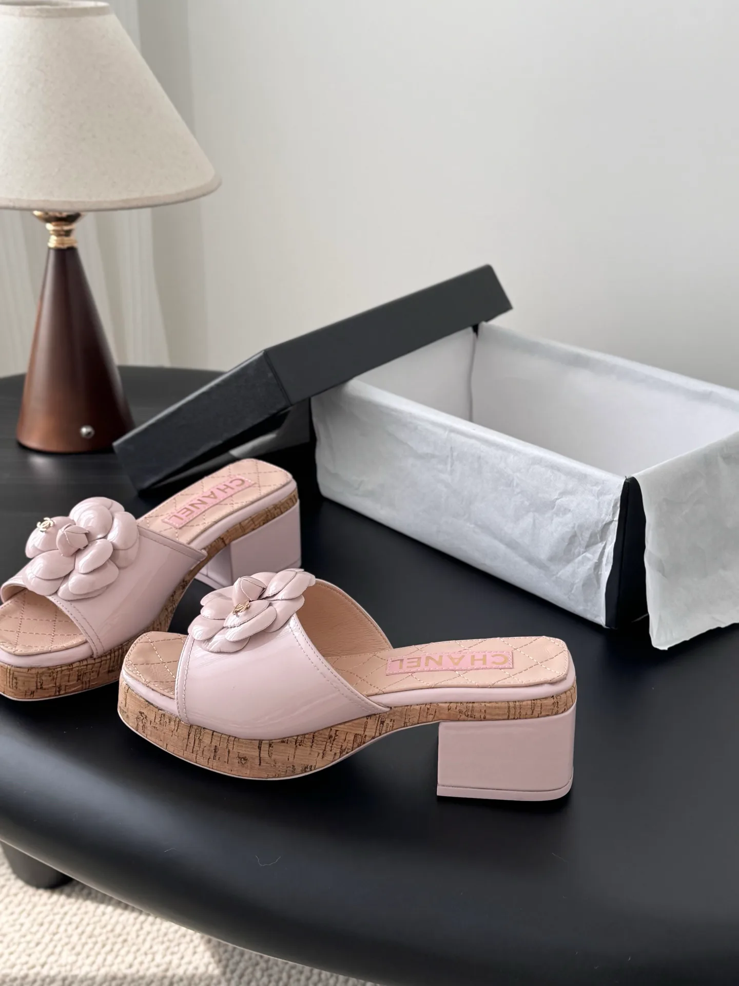 Босоножки Женские Chanel 10939134