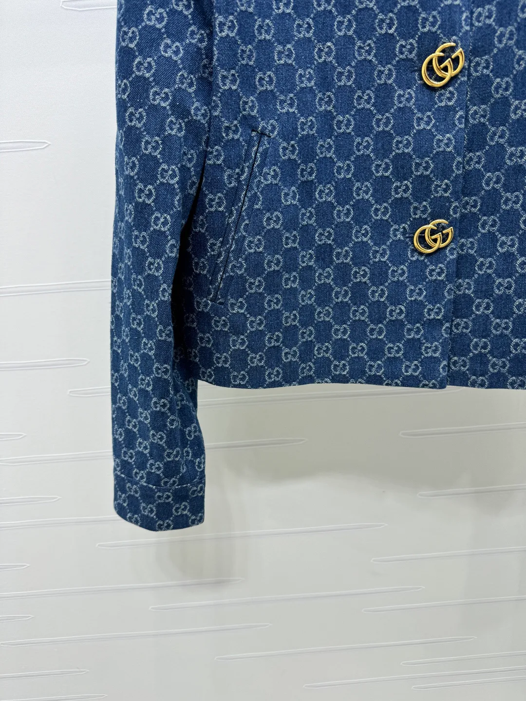 Жакеты Женские Gucci 18333062