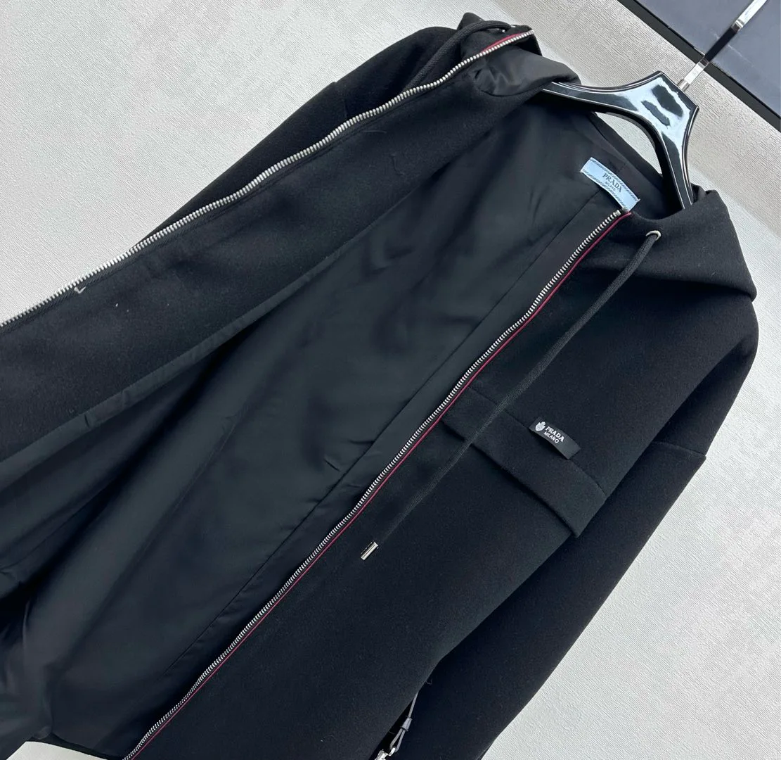 Куртки И Пуховики Женские Prada 393724