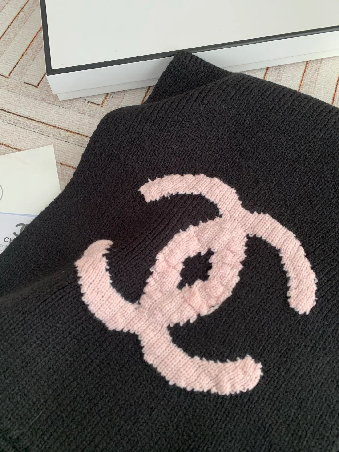 Шарфы Chanel 18675614