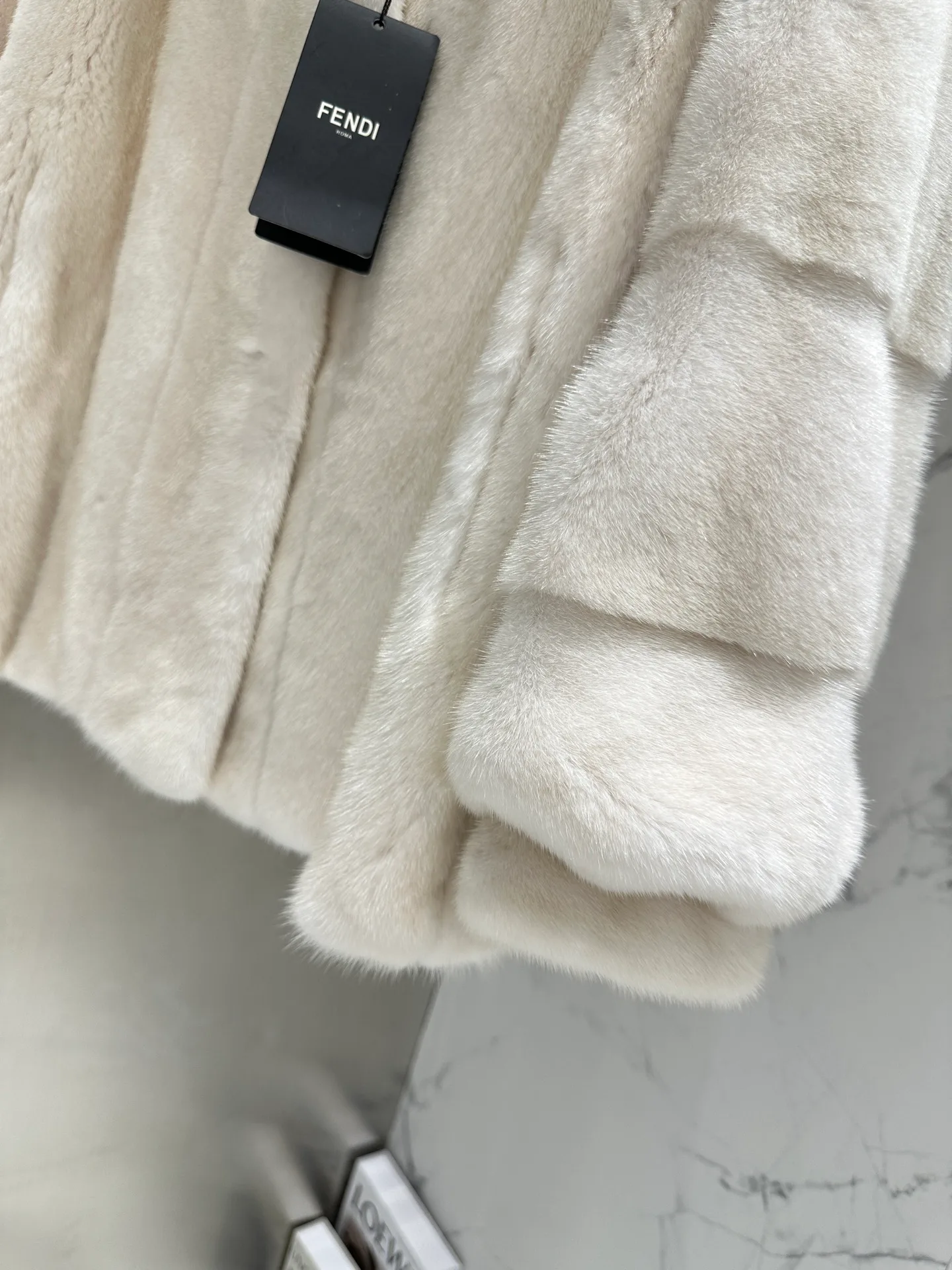 Шубы Женские Fendi 785703