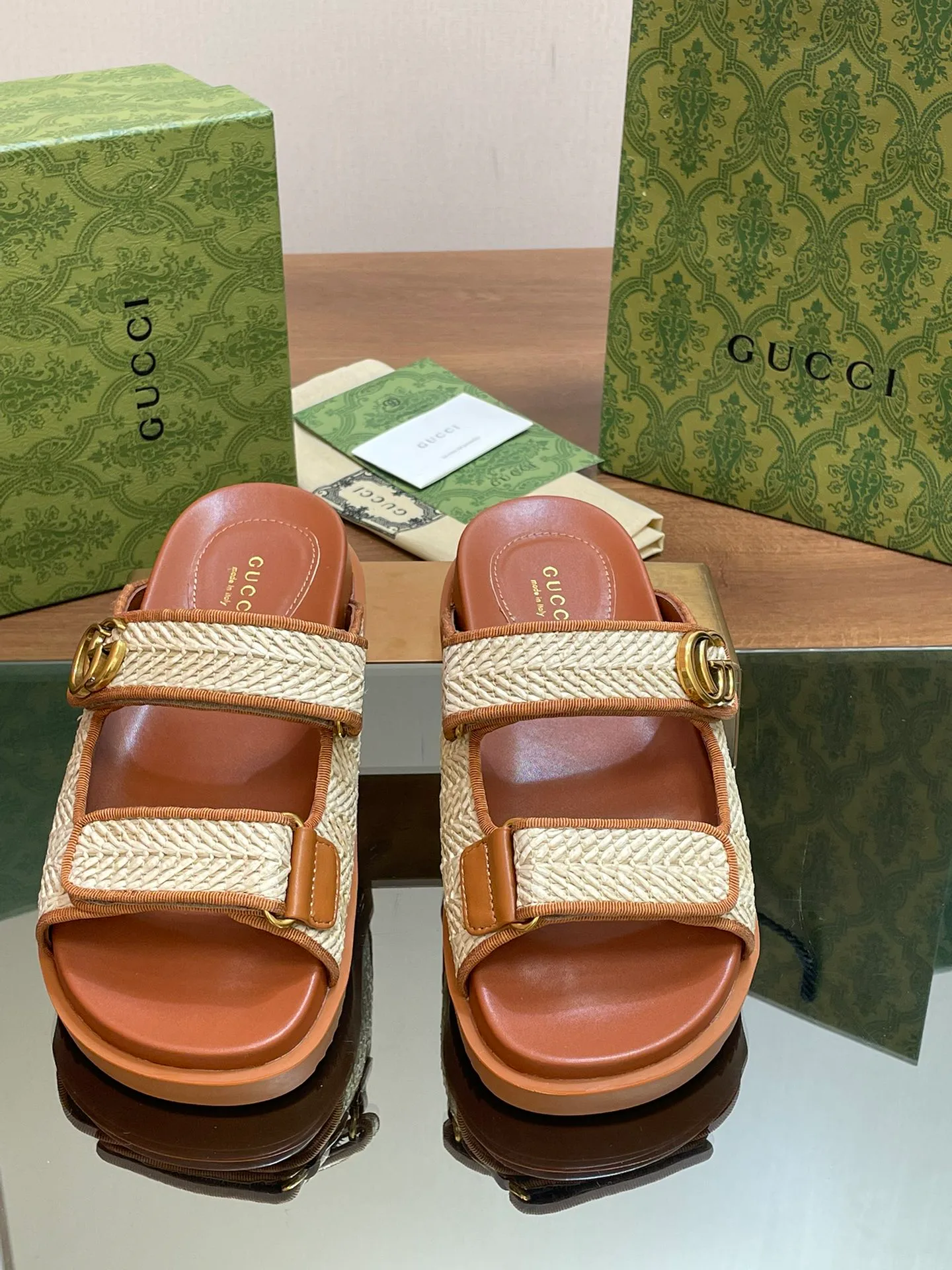 Шлепанцы Женские Gucci 21081