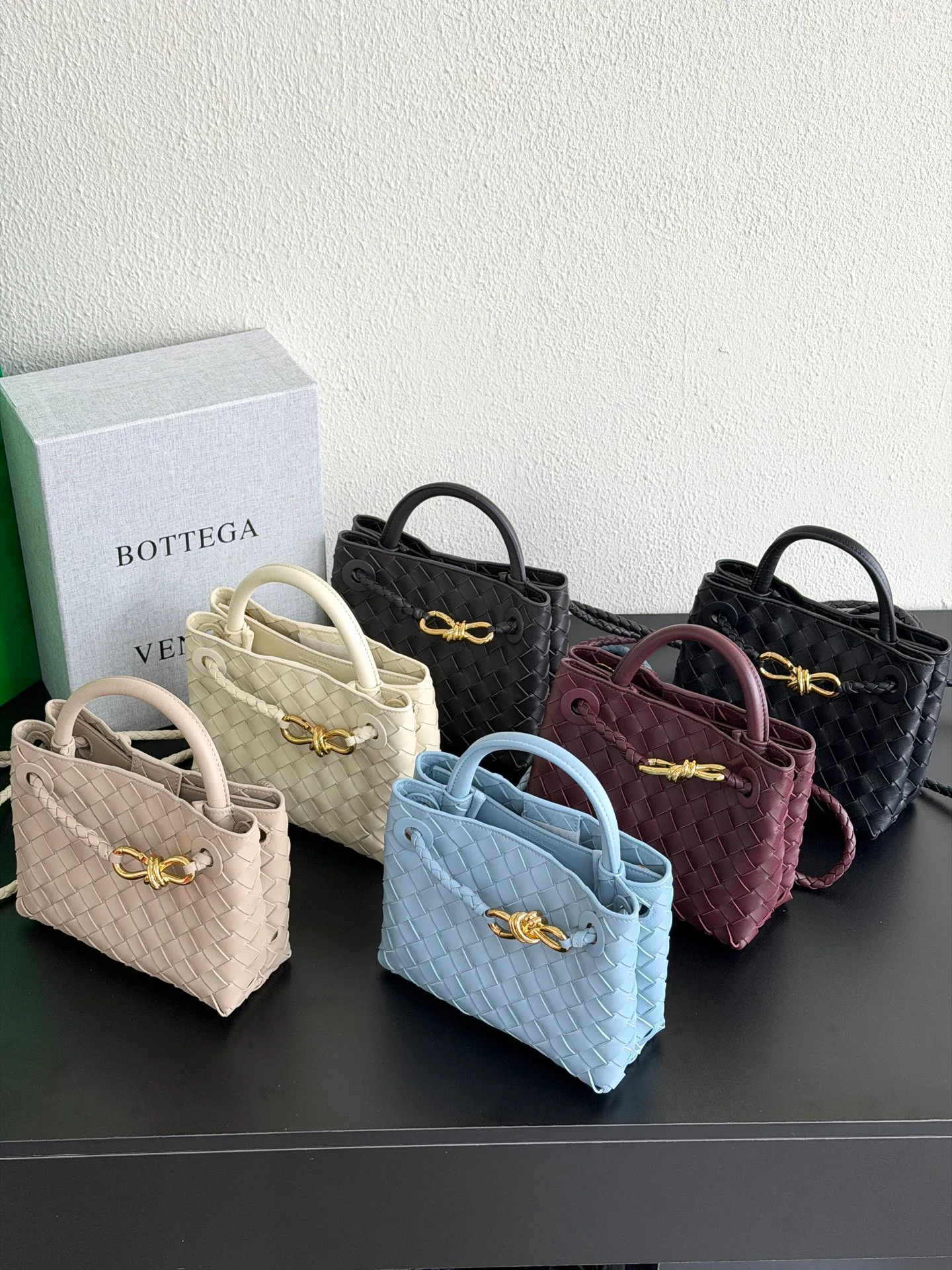 Классические Сумки Женские Bottega Veneta 17135909