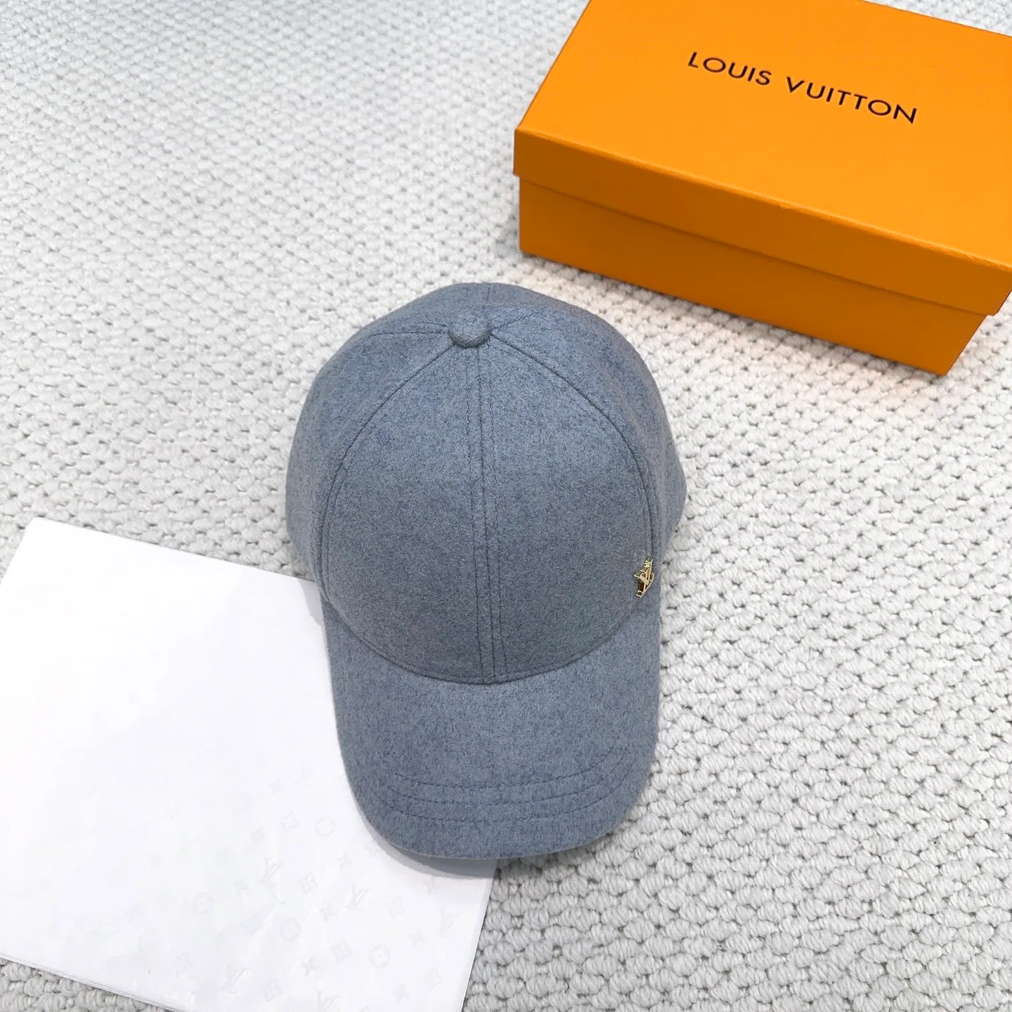 Головные Уборы Louis Vuitton 980979