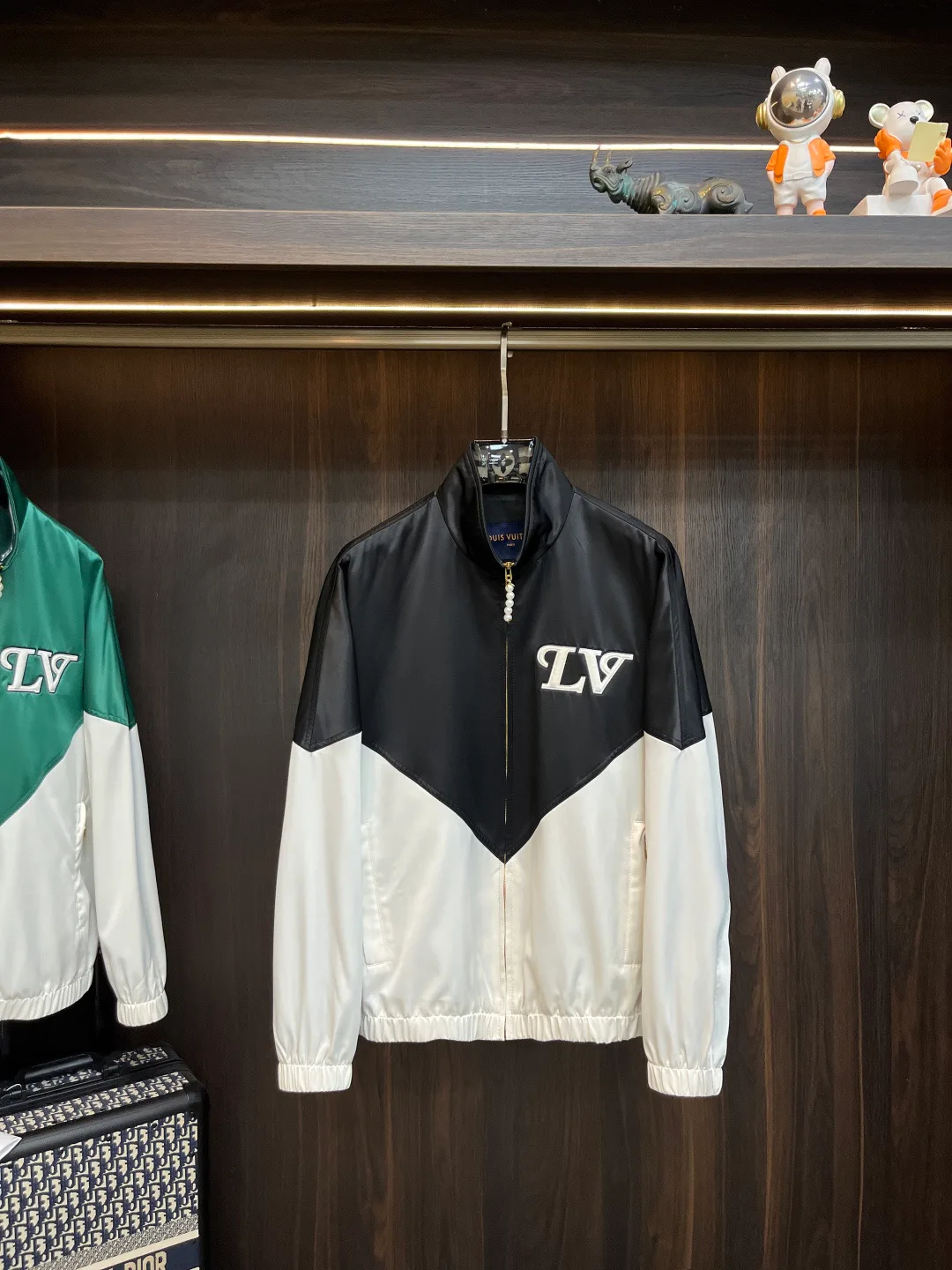 Куртки И Пуховики Мужские Louis Vuitton 5923589
