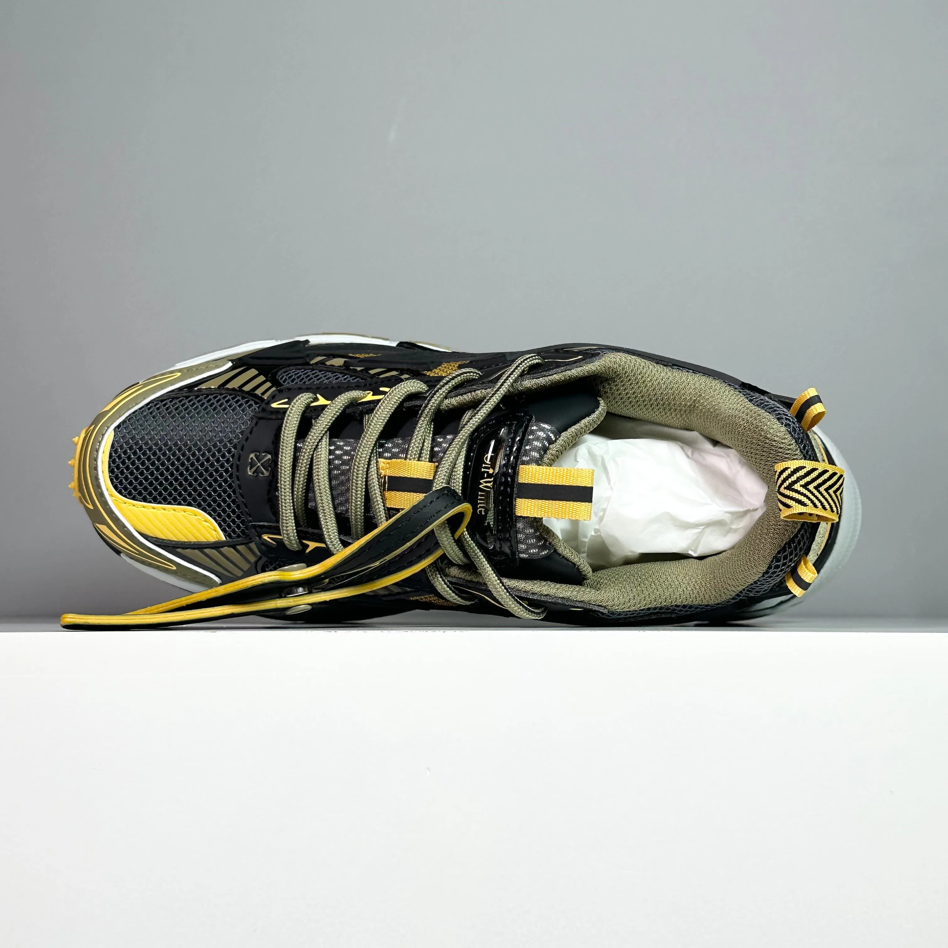 Кроссовки Мужские Off-White 13365027