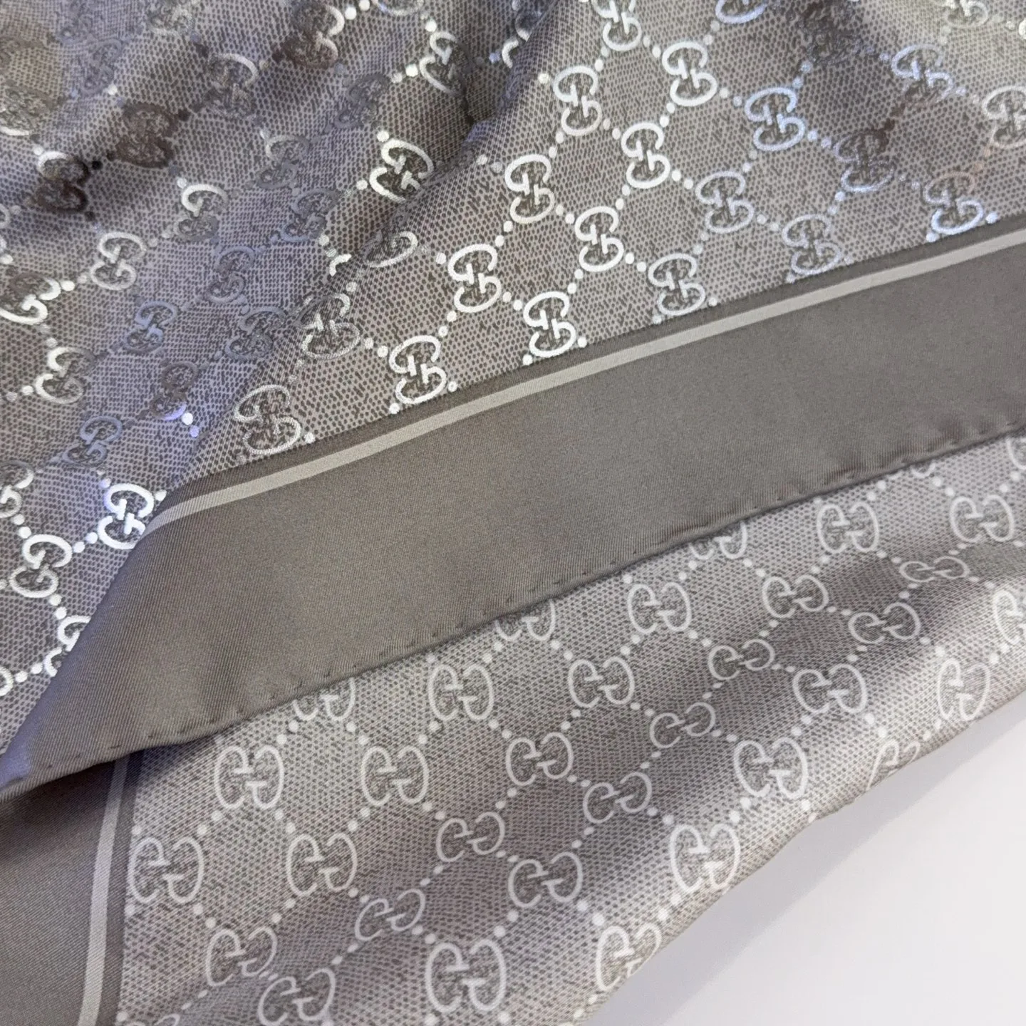 Платки Gucci 13387122