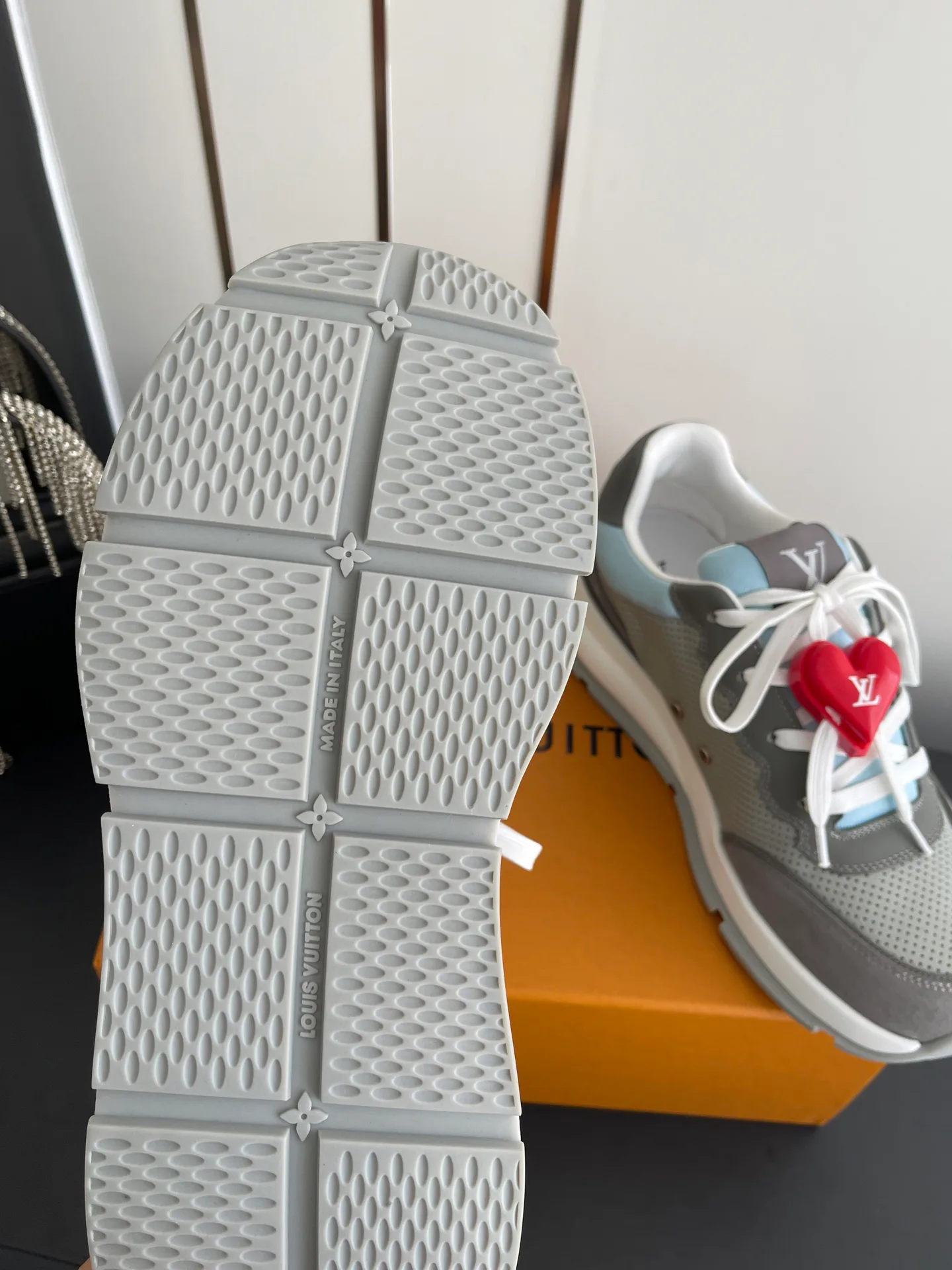 Кроссовки Мужские Louis Vuitton 11203887