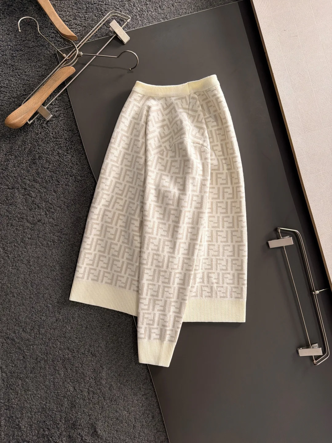 Джемперы И Свитеры Женские Fendi 961182