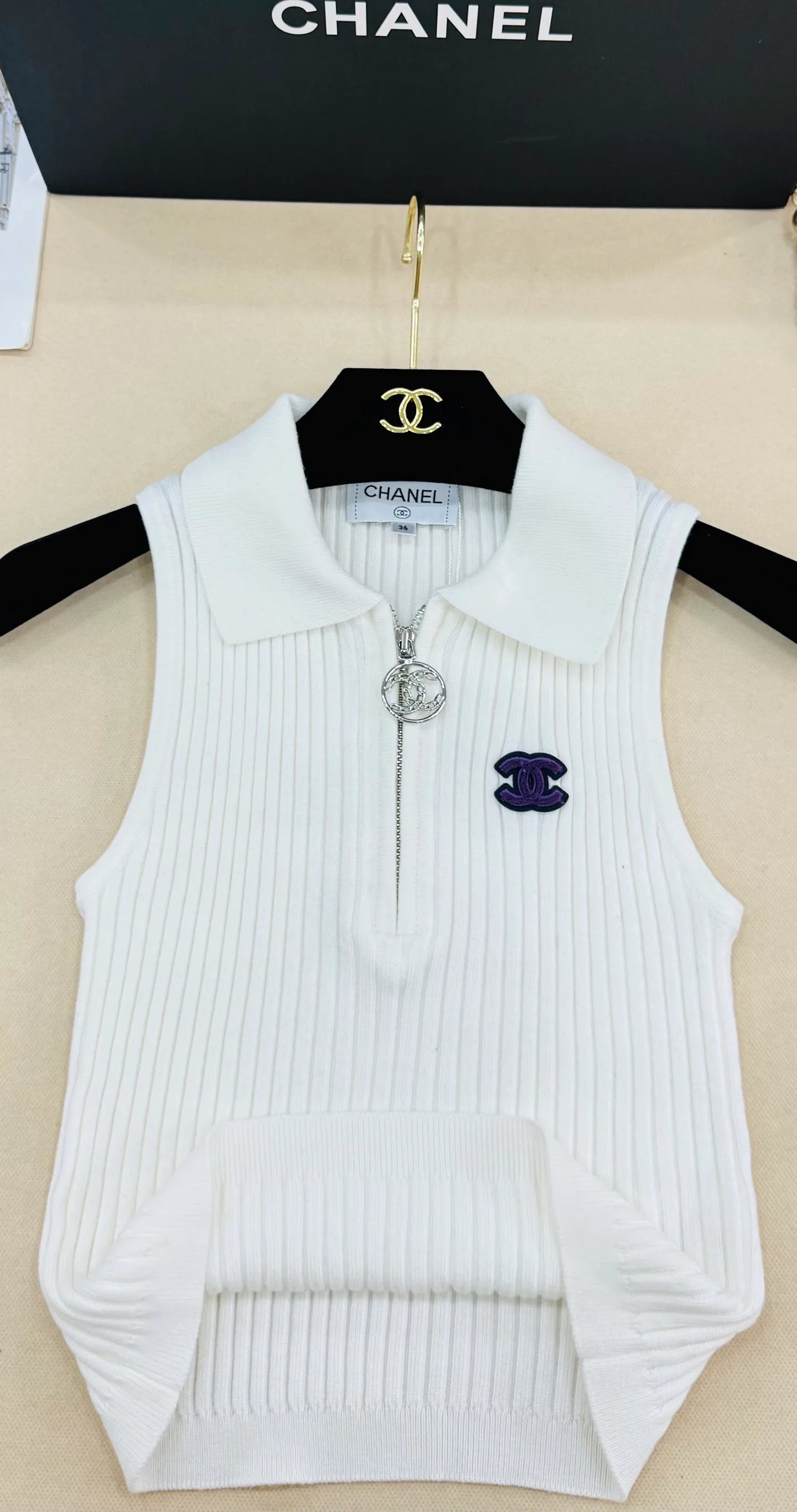 Жилеты Женские Chanel 13096327