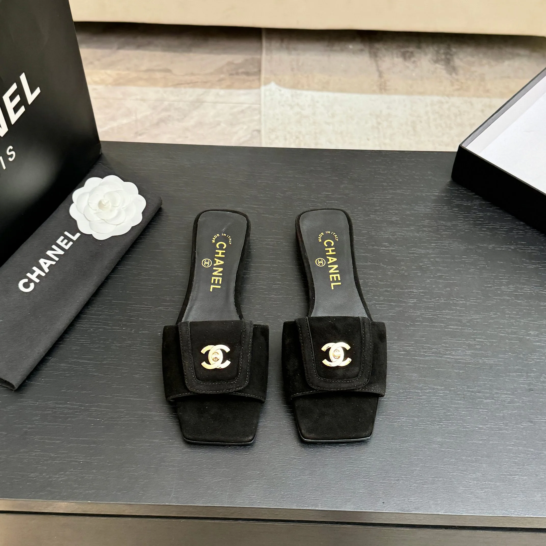 Шлепанцы Женские Chanel 11776996