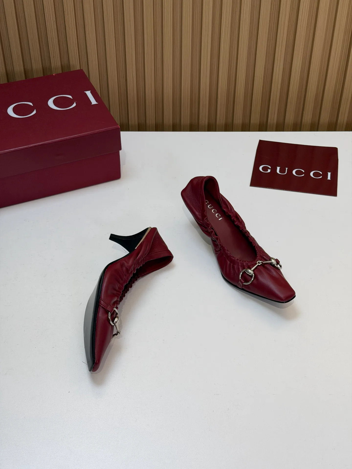 Туфли Женские Gucci 17903802
