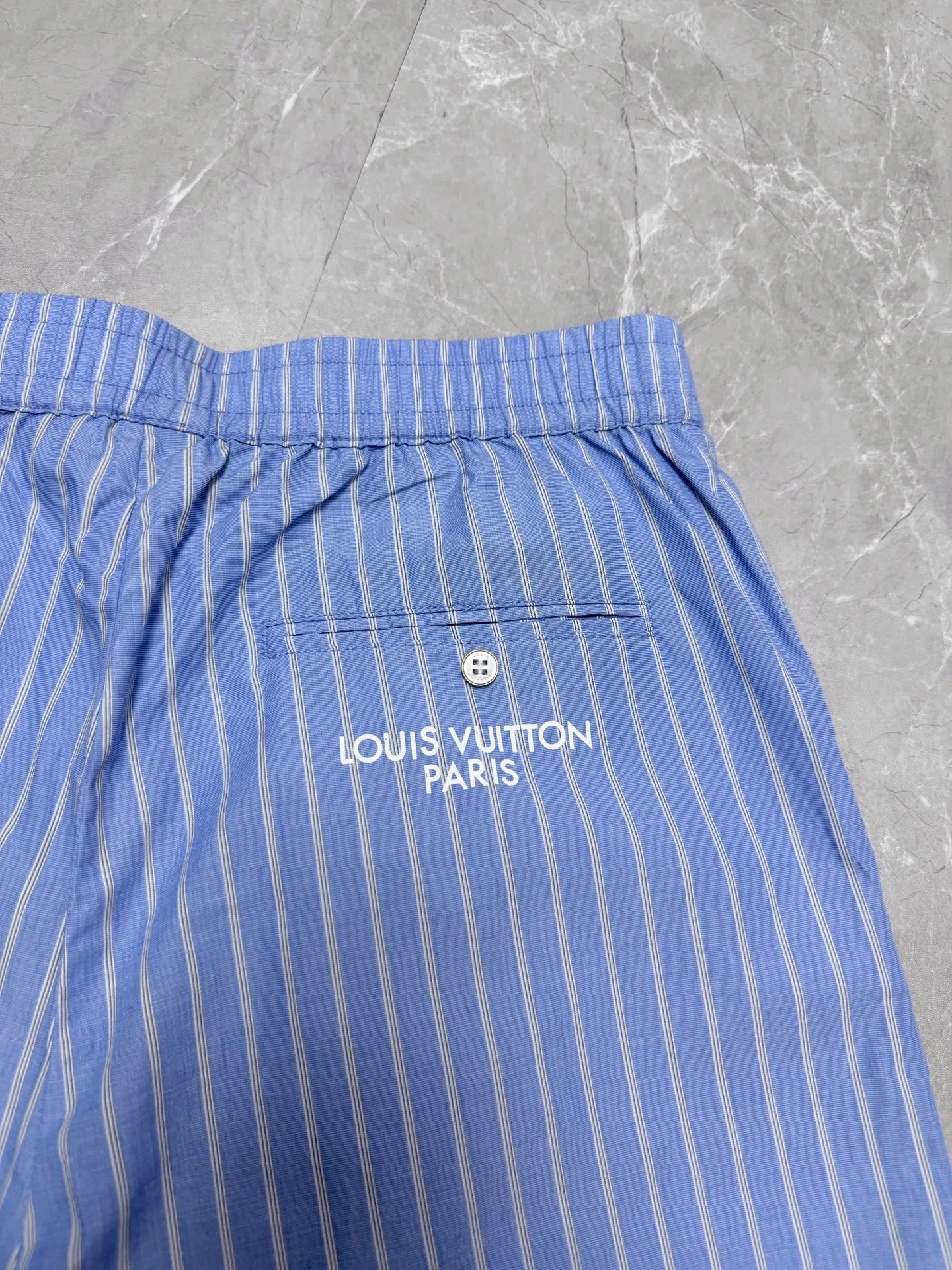 Шорты Мужские Louis Vuitton 11241002