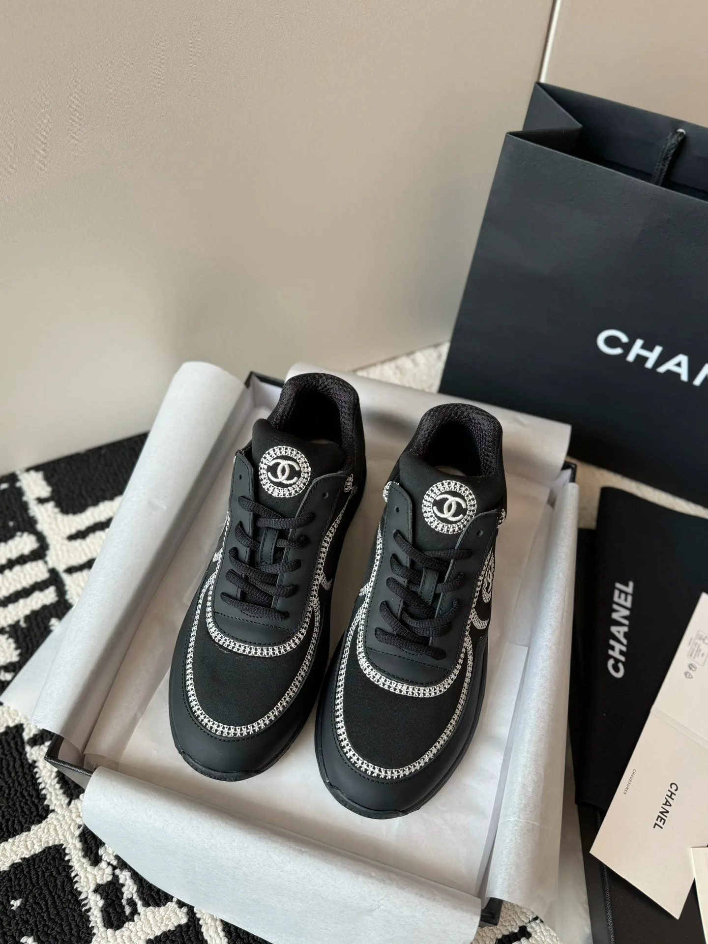 Кроссовки Женские Chanel 17579