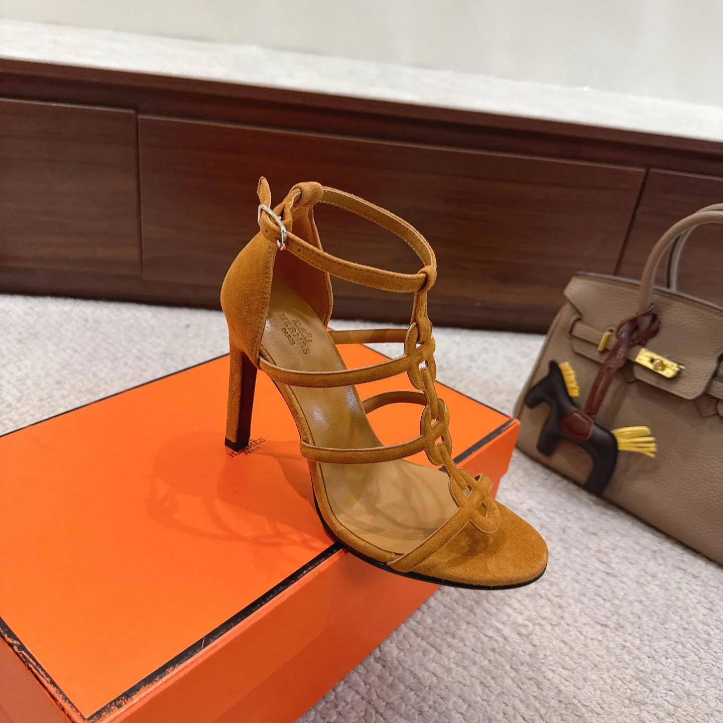 Босоножки Женские Hermes 10785826