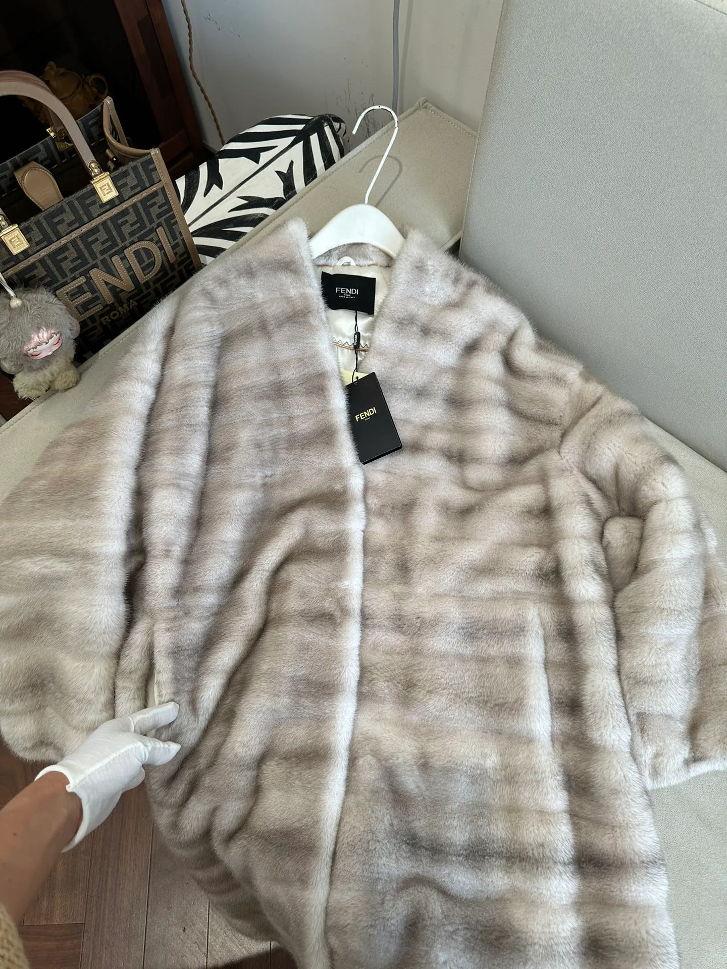 Шубы Женские Fendi 1388432