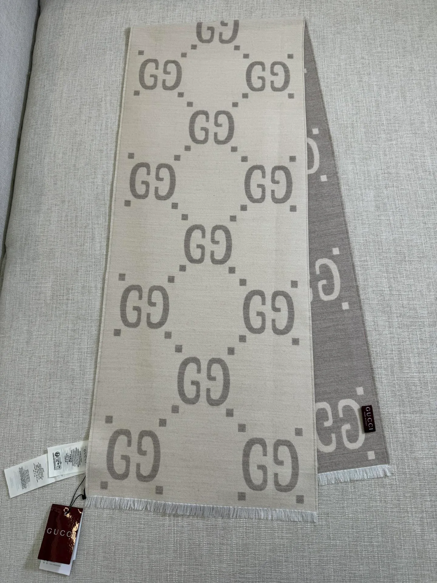 Шарфы Gucci 1748