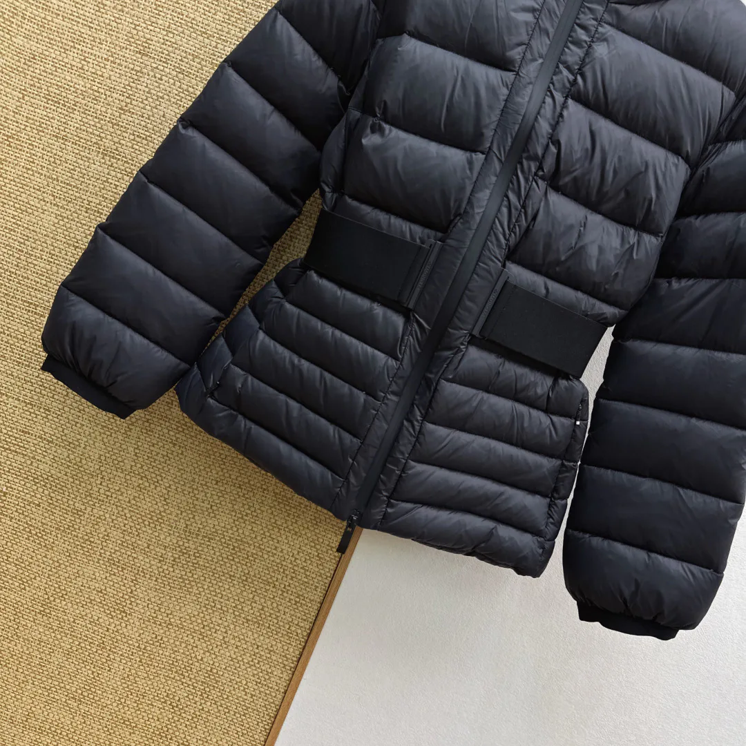 Куртки И Пуховики Женские Moncler 18345002