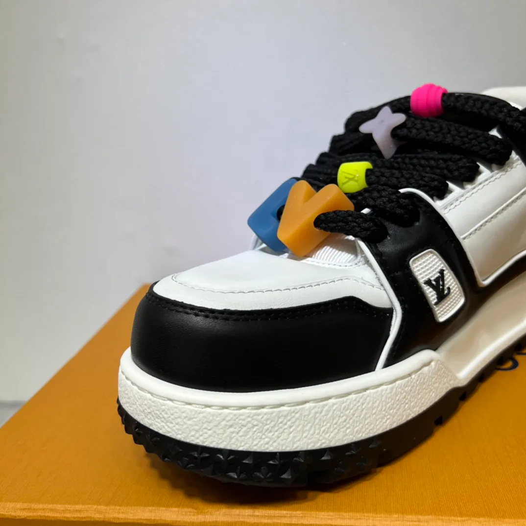 Кроссовки Женские Louis Vuitton 19948