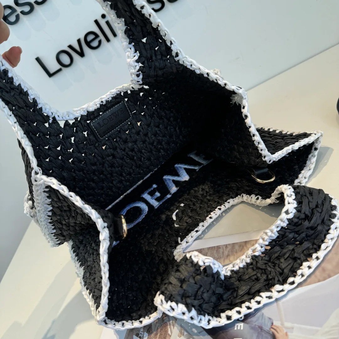 Классические Сумки Женские Loewe 11633327