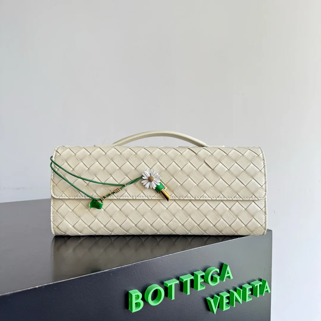 Клатчи Женские Bottega Veneta 11191848