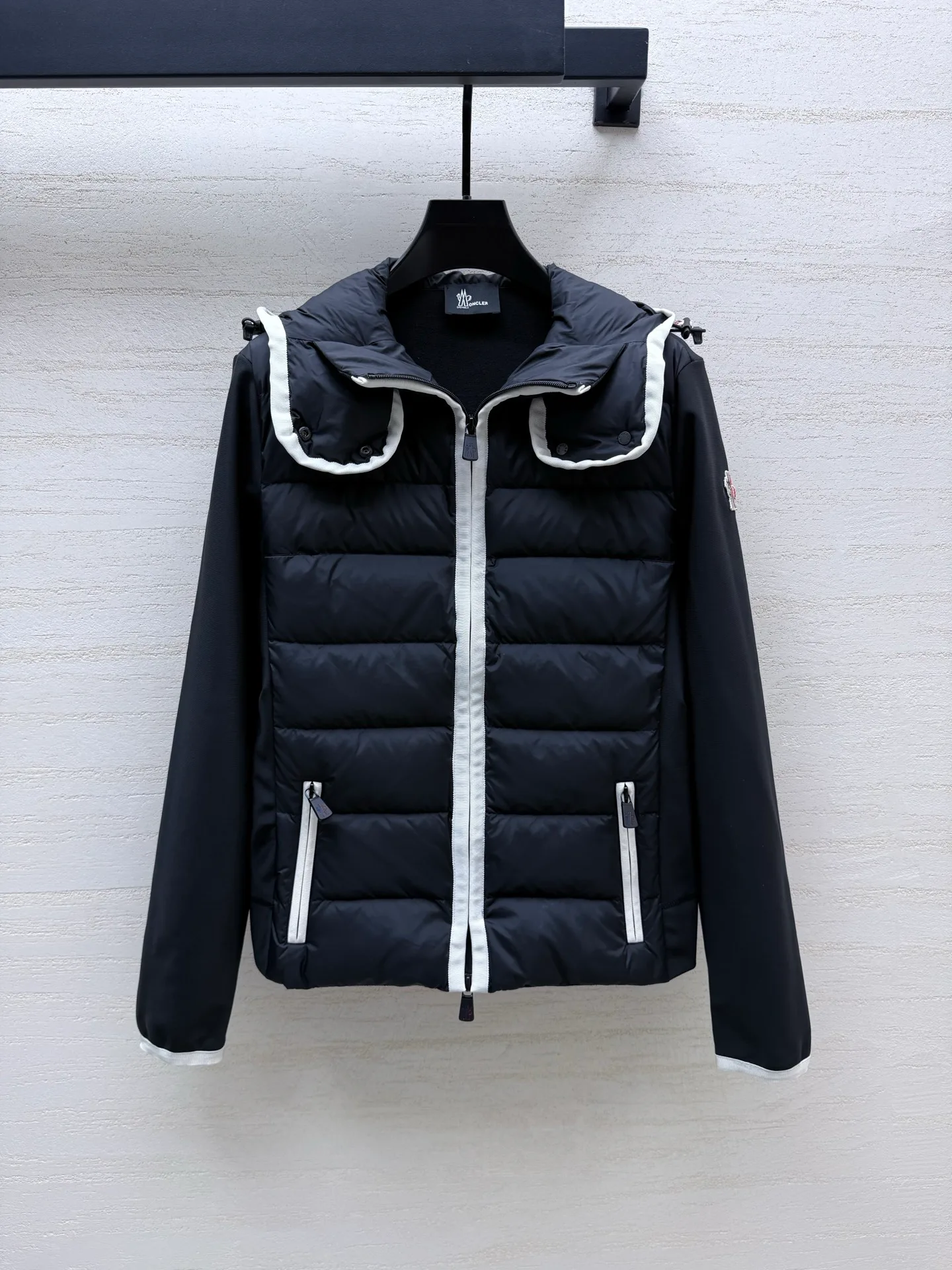 Куртки И Пуховики Женские Moncler 18858542