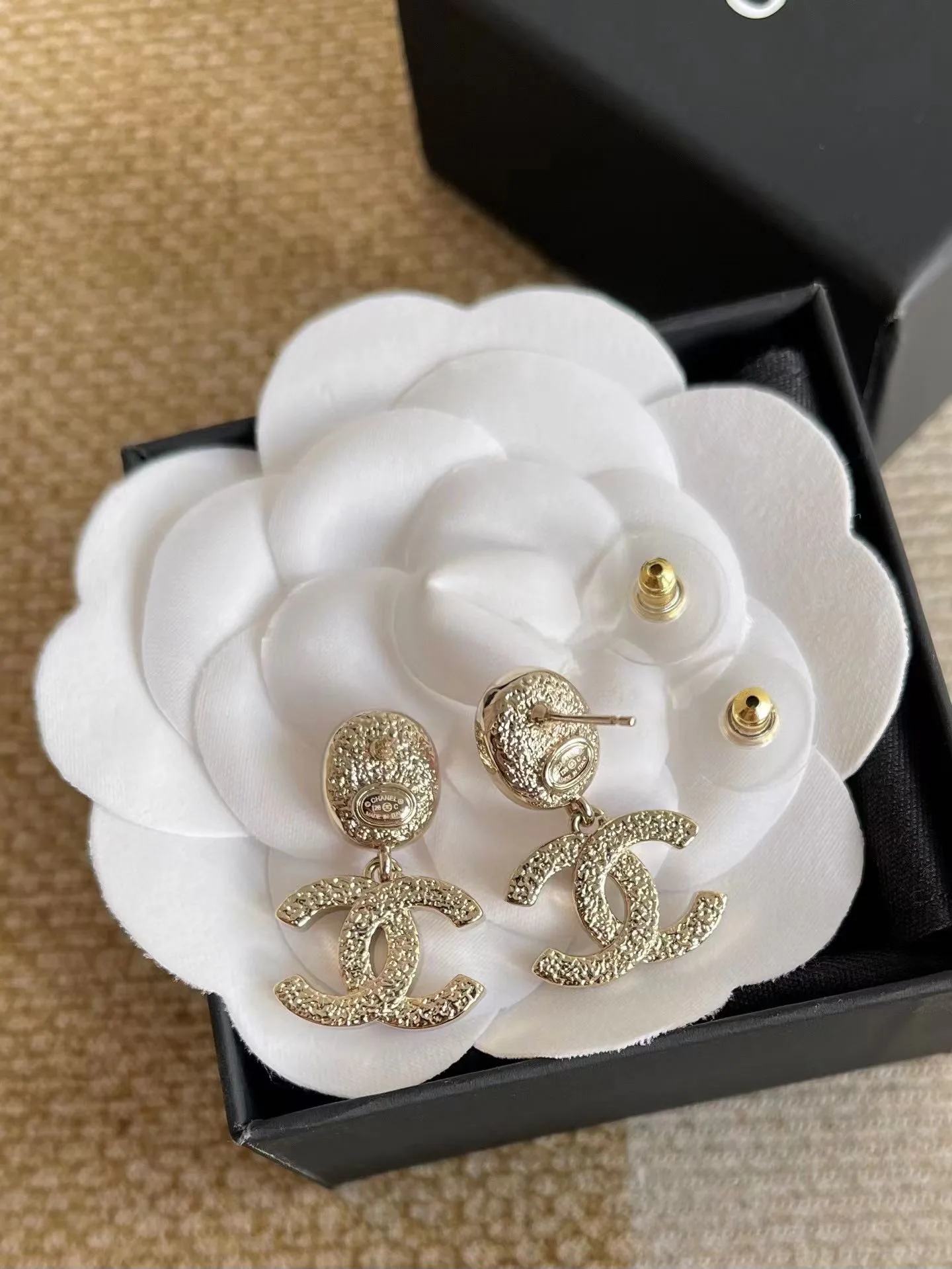 Бижутерия Chanel 586438