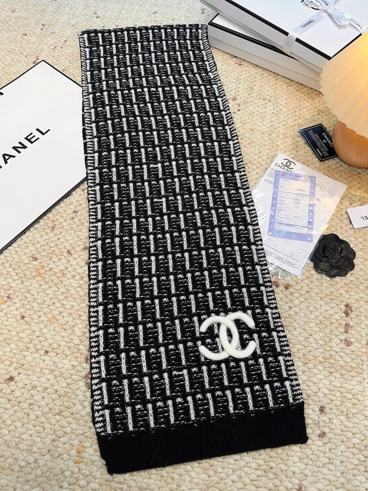 Шарфы Chanel 18105435