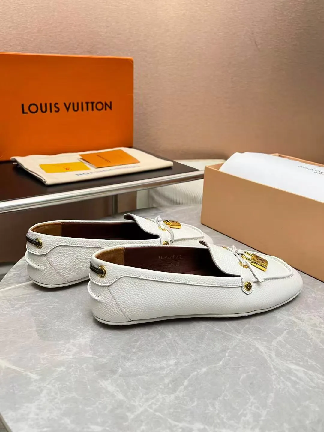 Туфли Женские Louis Vuitton 11149880