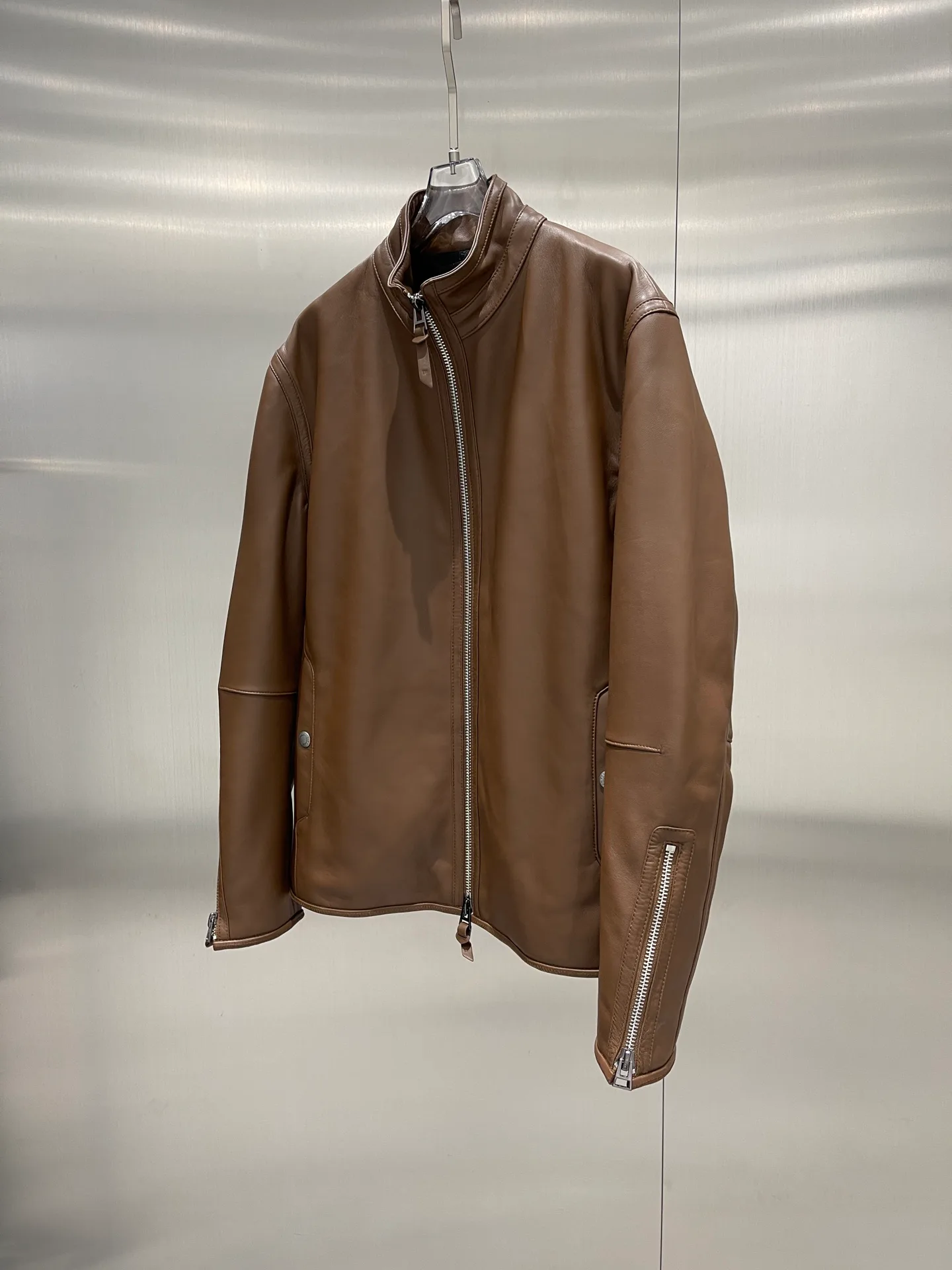 Кожаные Куртки И Дублёнки Мужские Tom Ford 11700491