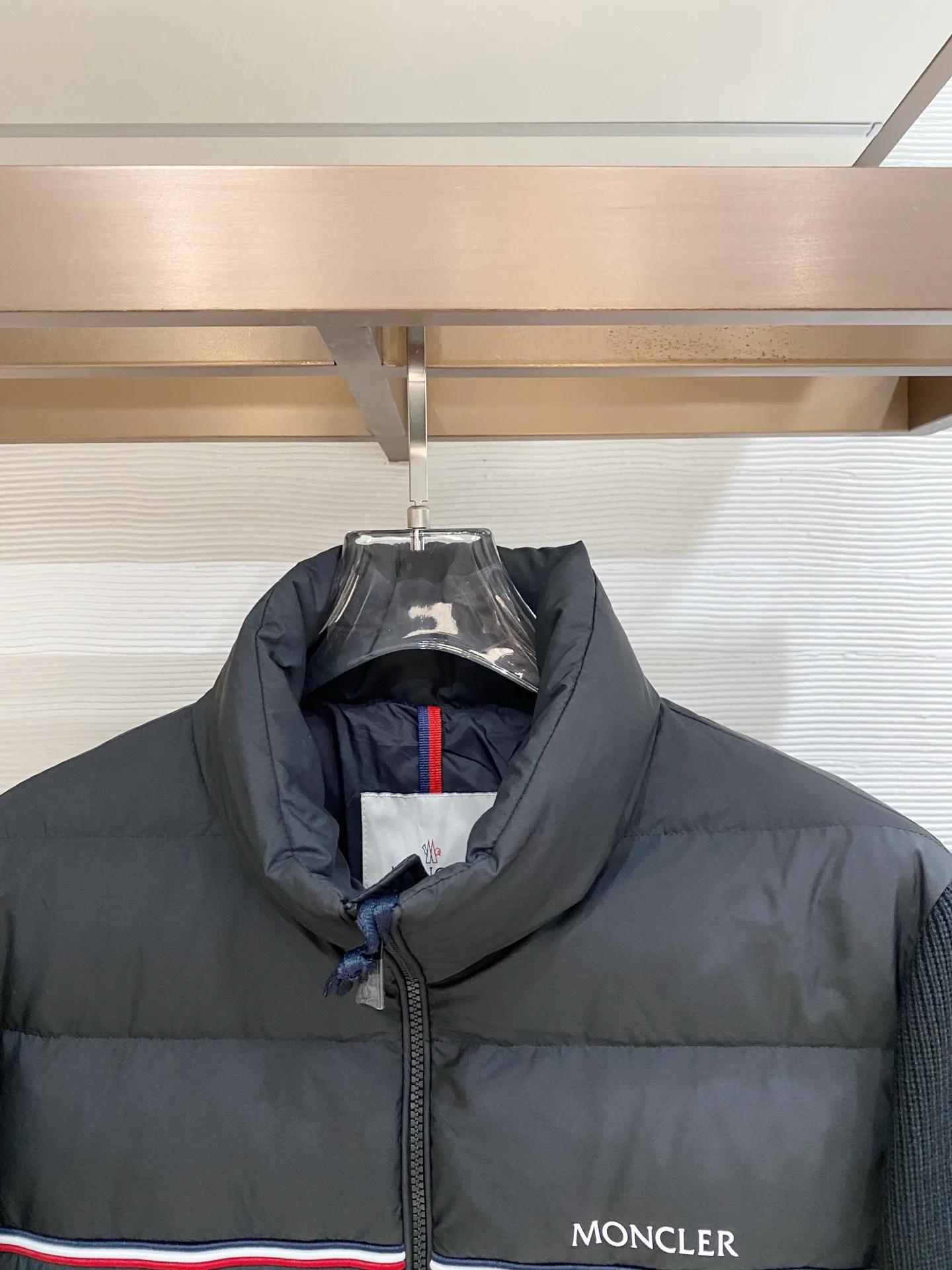 Куртки И Пуховики Мужские Moncler 17941240