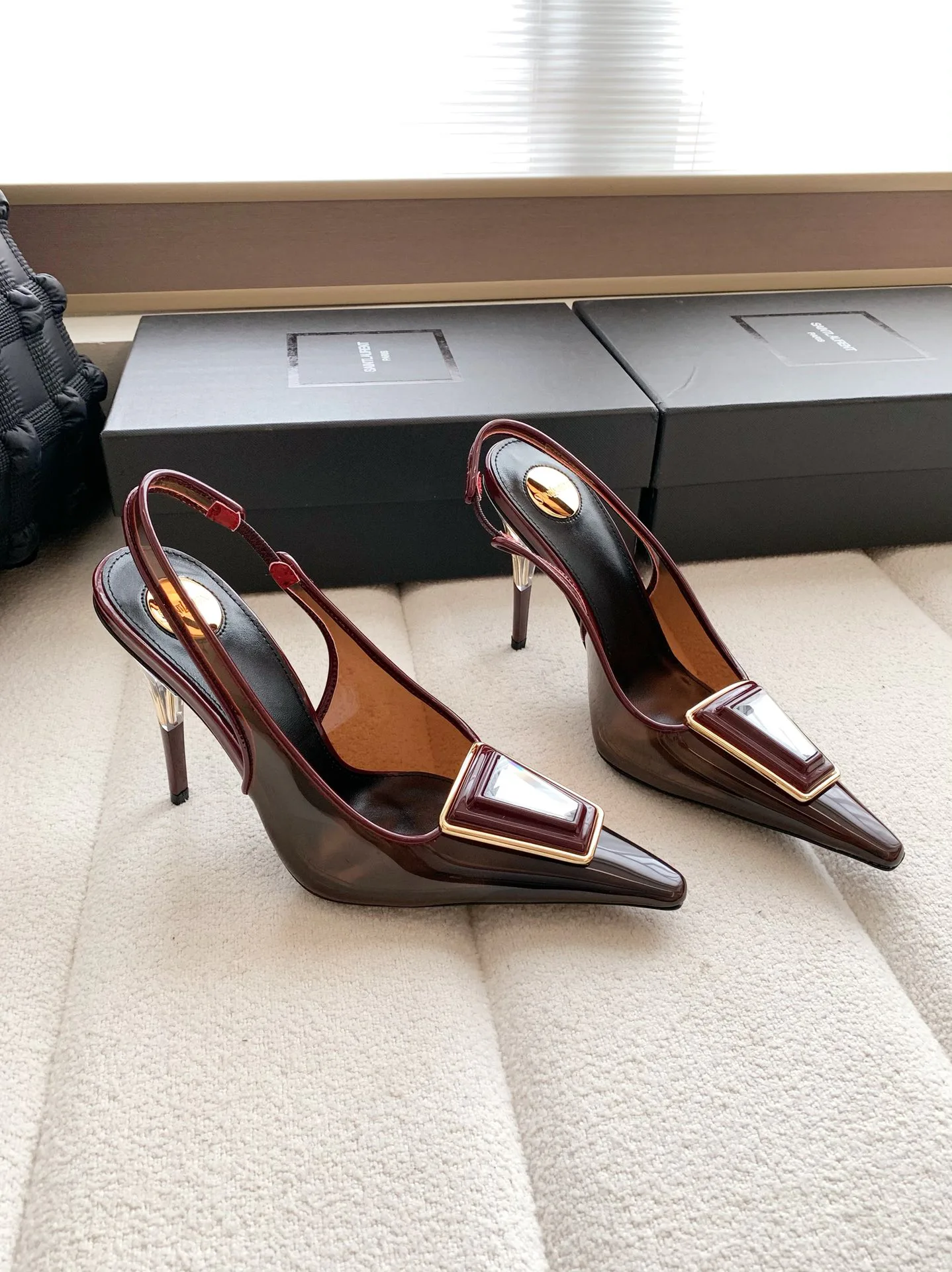 Босоножки Женские Saint Laurent 17371730