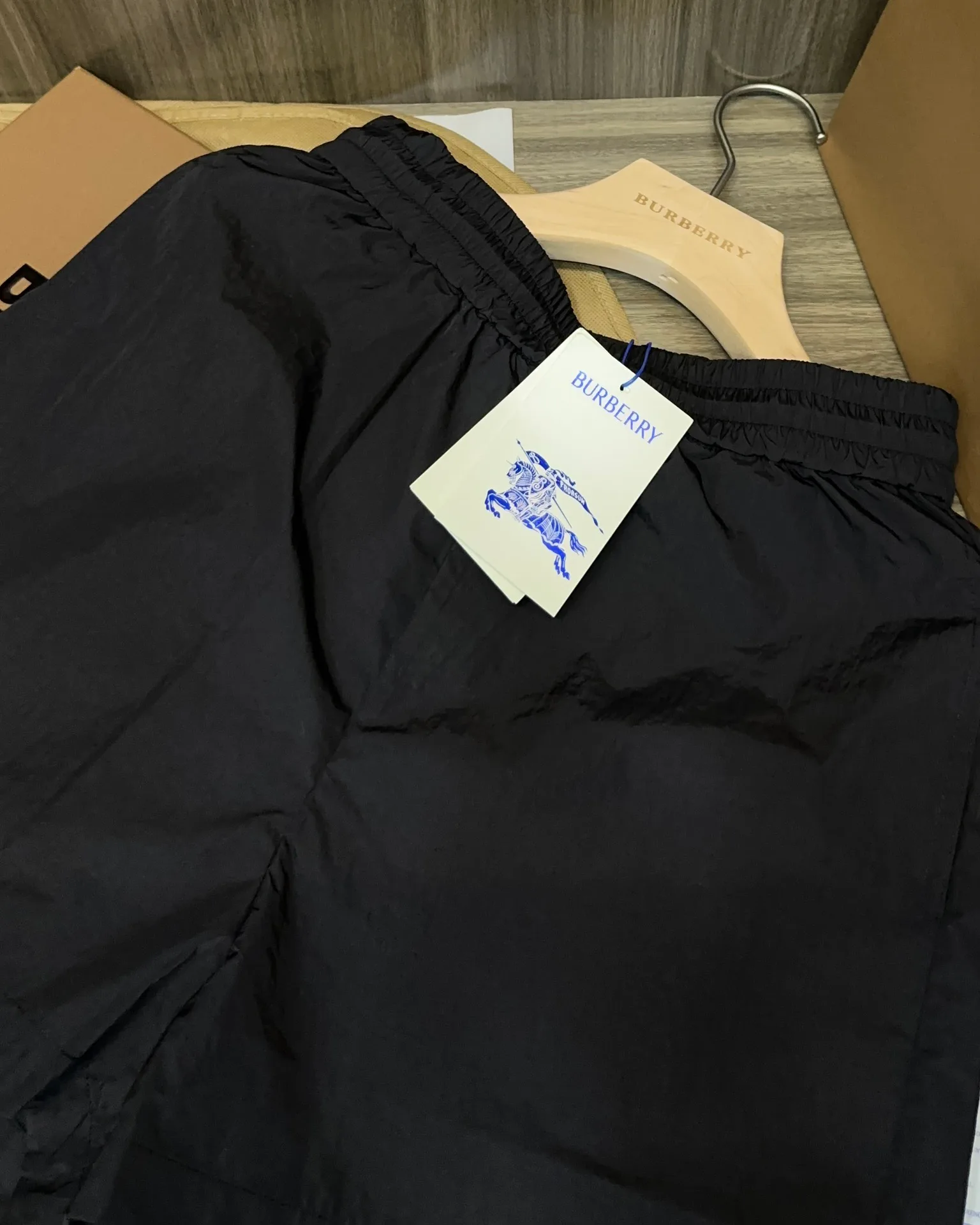 Шорты Женские Burberry 12778527