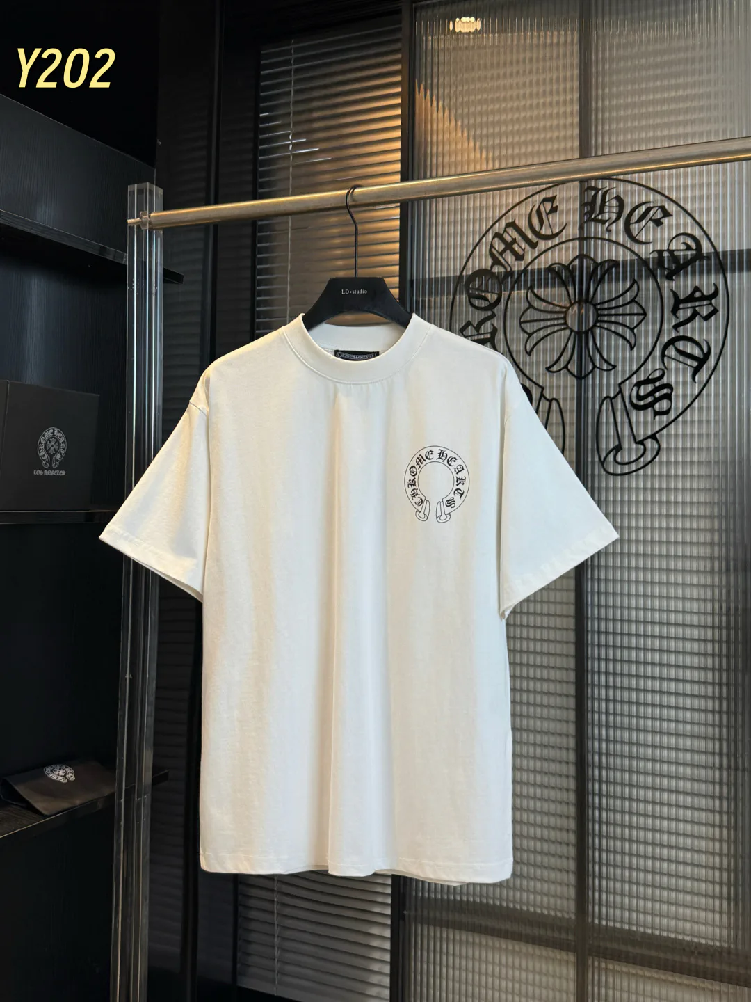 Футболки Женские Chrome Hearts 11793415