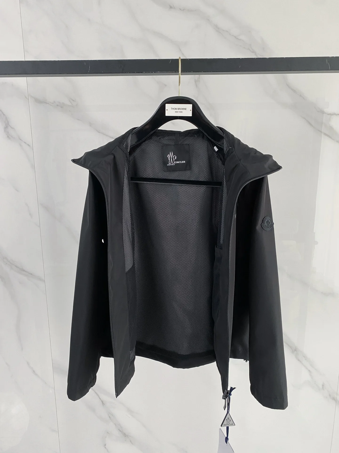 Куртки И Пуховики Мужские Moncler 10827324