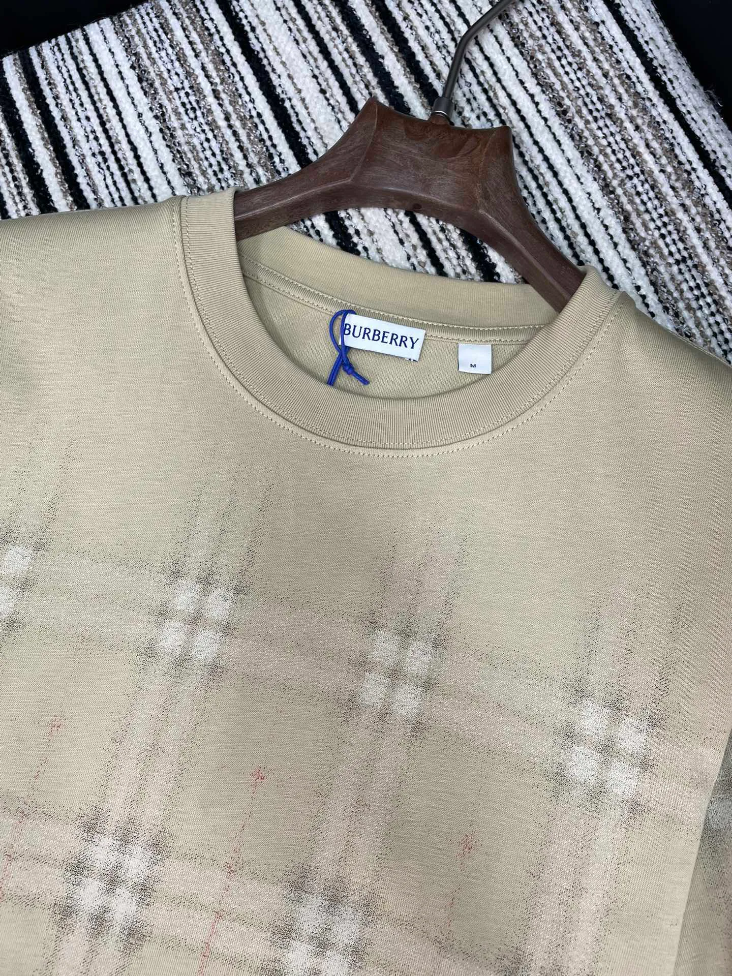 Футболки Женские Burberry 1230146