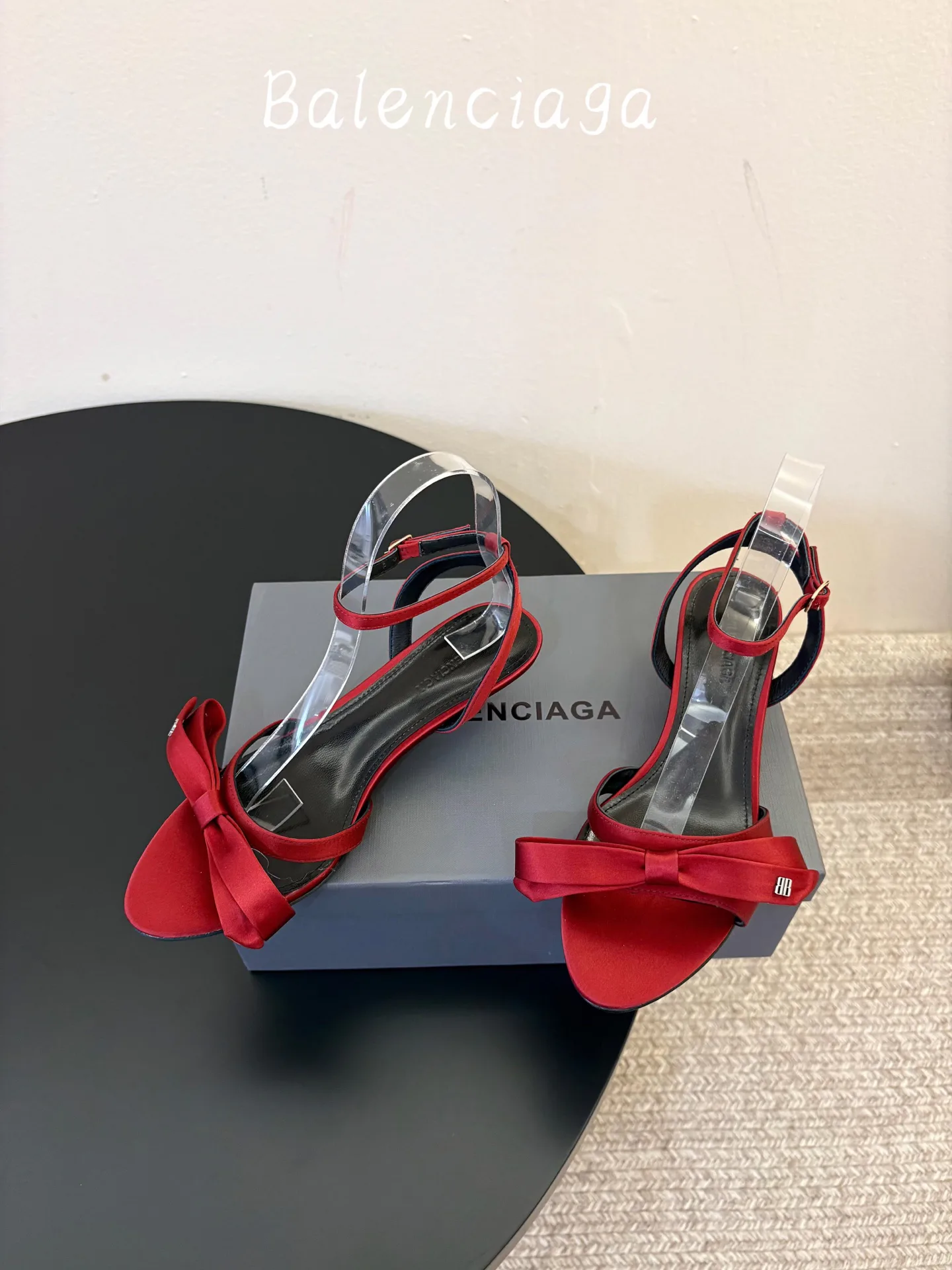 Босоножки Женские Balenciaga 18360968