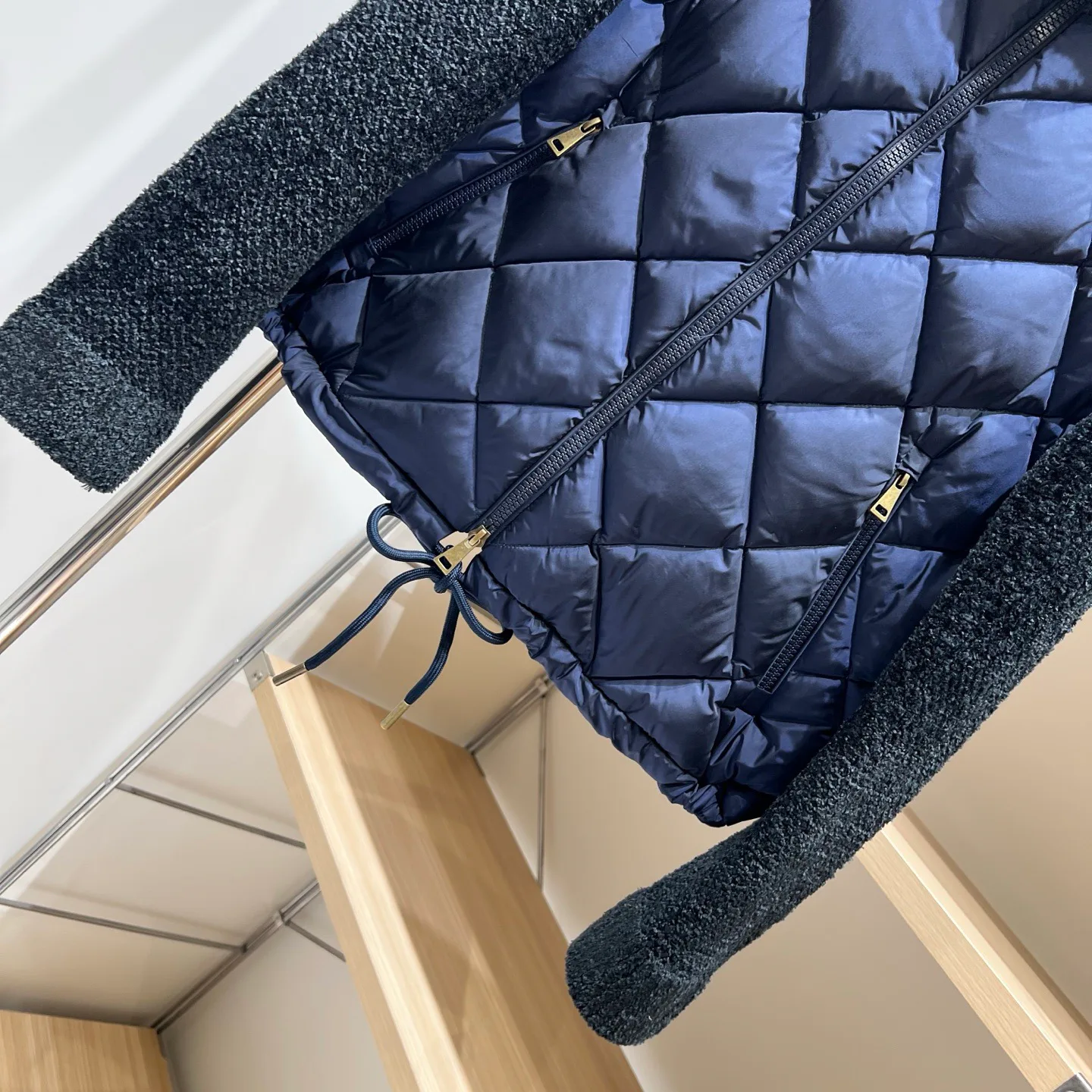 Куртки И Пуховики Женские Moncler 18188619