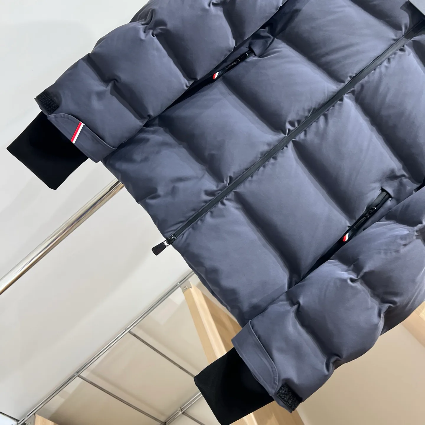 Куртки И Пуховики Женские Moncler 18723667